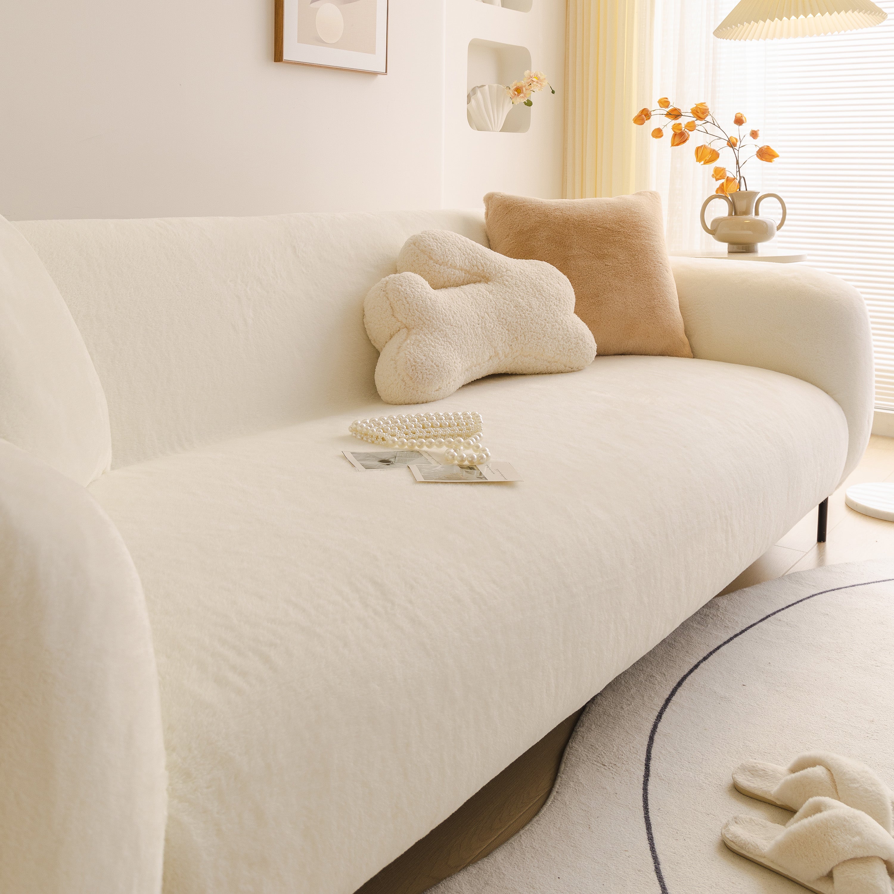 Soft Plush Warm Sofa Cover Stretchable Cozy Velvet Couch Protector For Fall & Winter