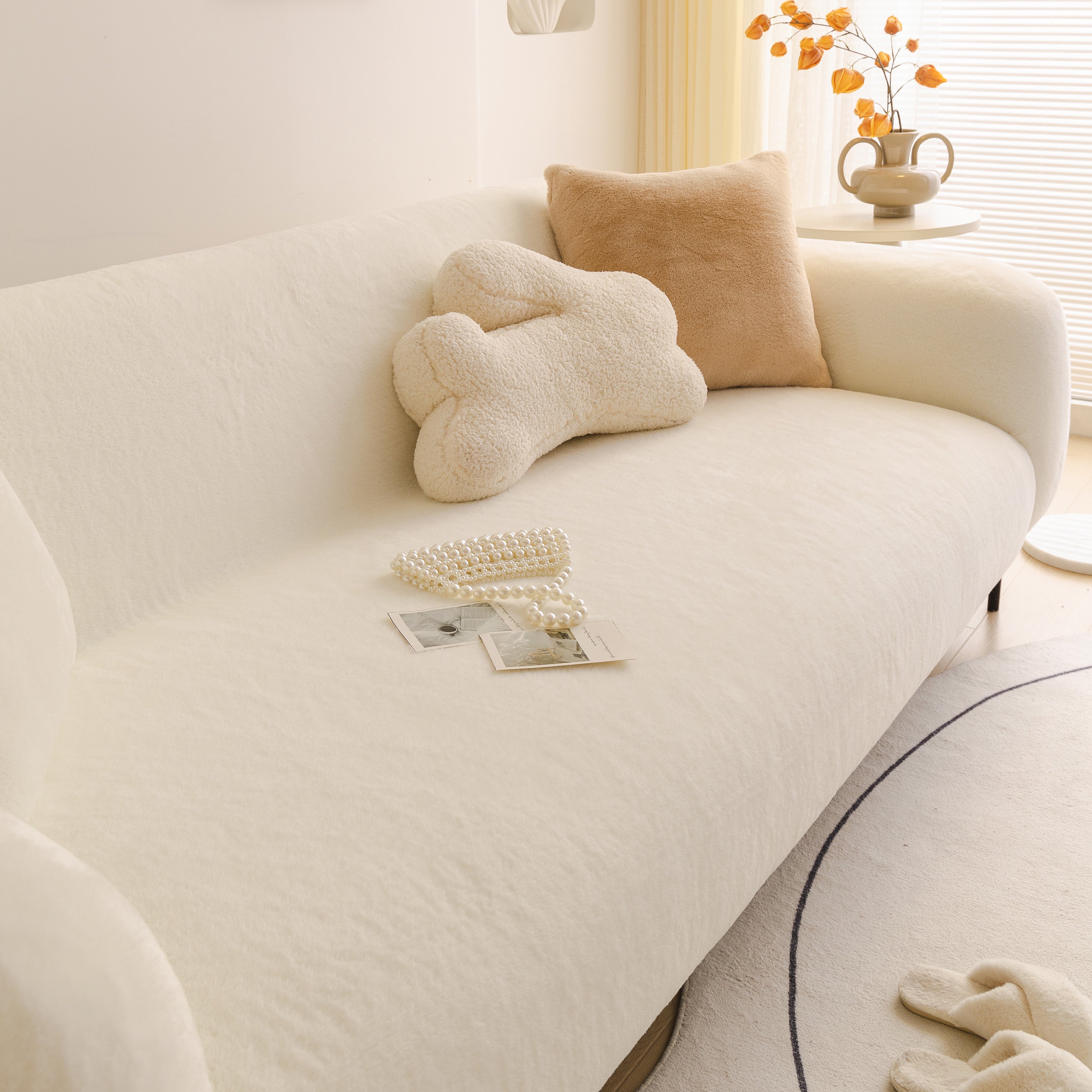 Soft Plush Warm Sofa Cover Stretchable Cozy Velvet Couch Protector For Fall & Winter