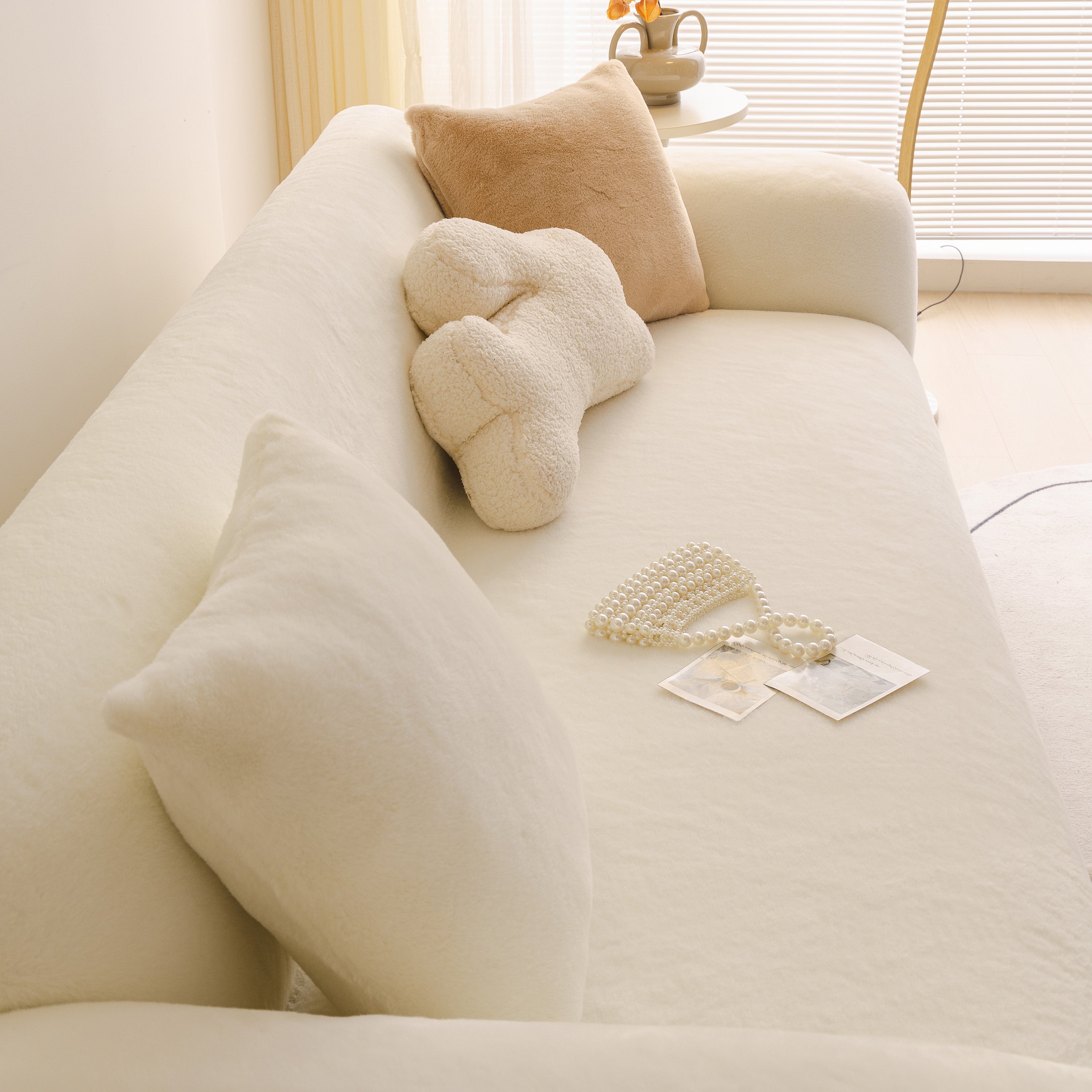 Soft Plush Warm Sofa Cover Stretchable Cozy Velvet Couch Protector For Fall & Winter