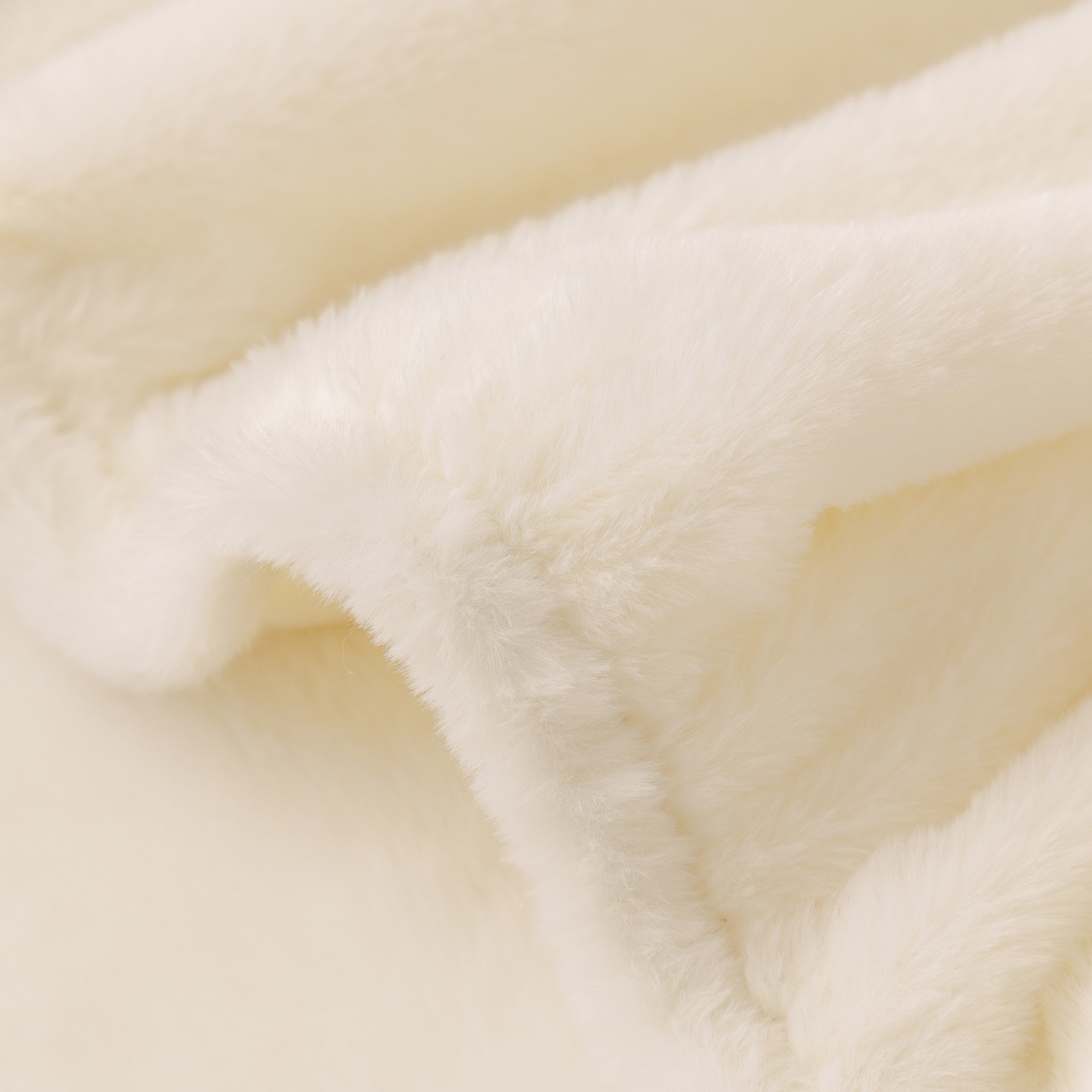 Soft Plush Warm Sofa Cover Stretchable Cozy Velvet Couch Protector For Fall & Winter