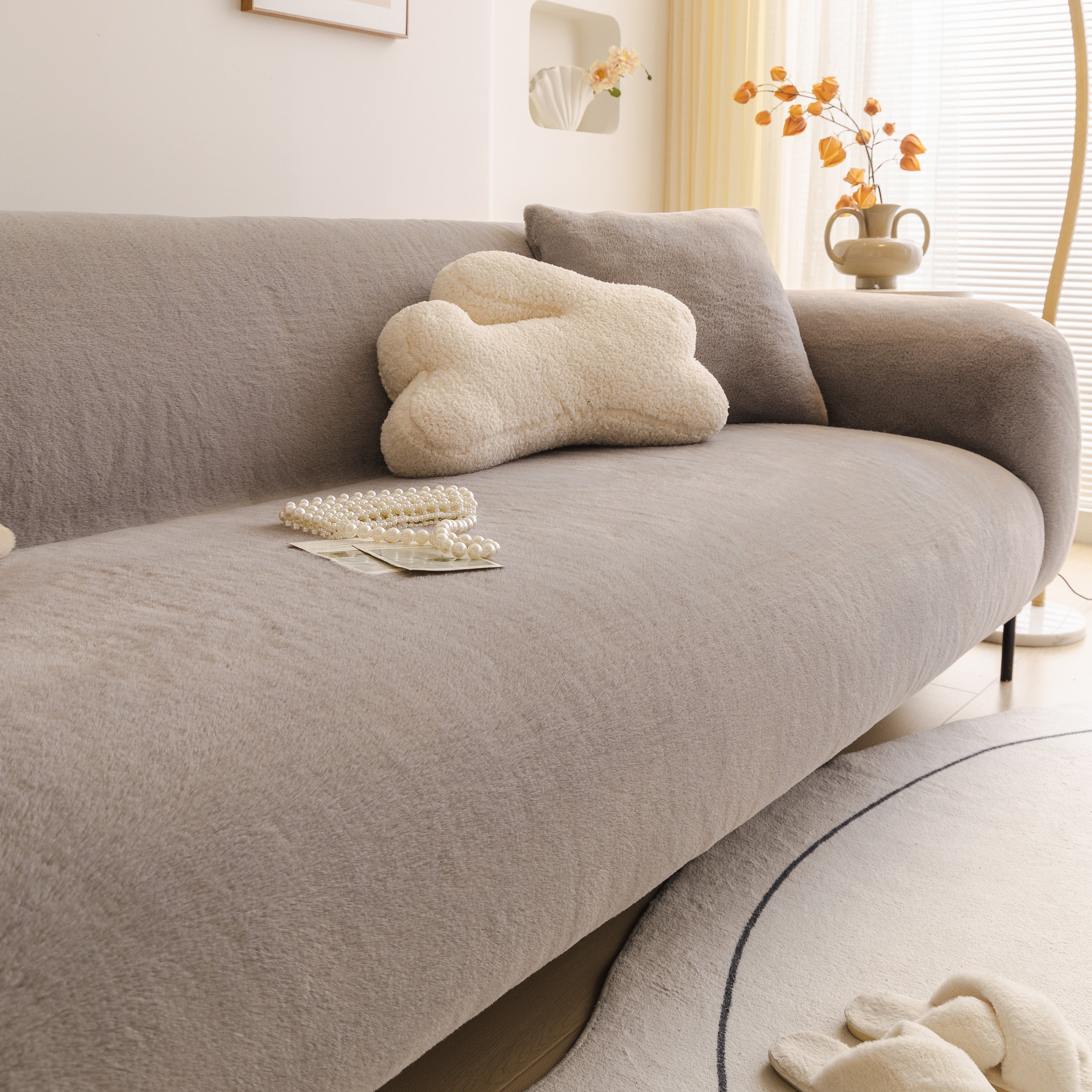 Soft Plush Warm Sofa Cover Stretchable Cozy Velvet Couch Protector For Fall & Winter