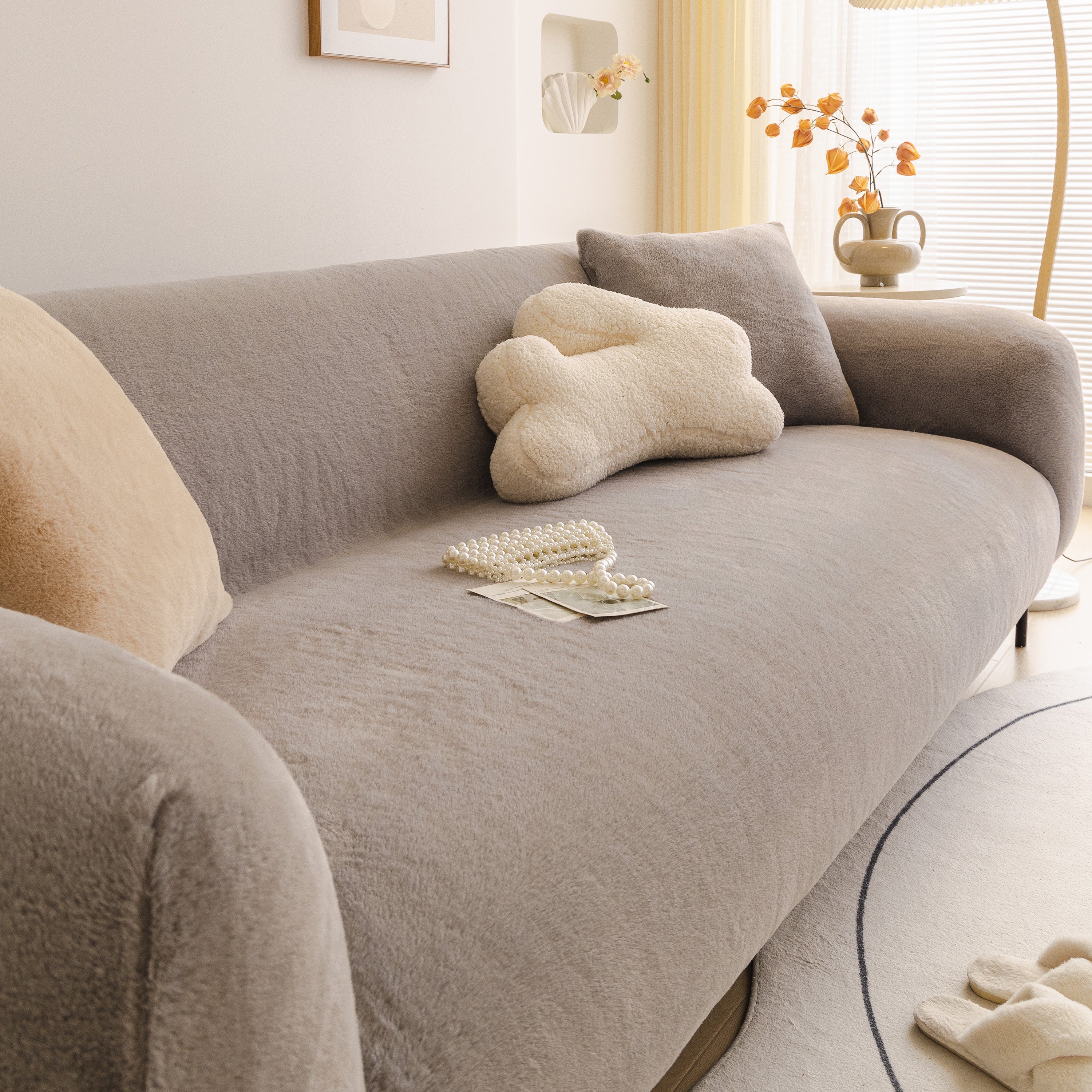 Soft Plush Warm Sofa Cover Stretchable Cozy Velvet Couch Protector For Fall & Winter