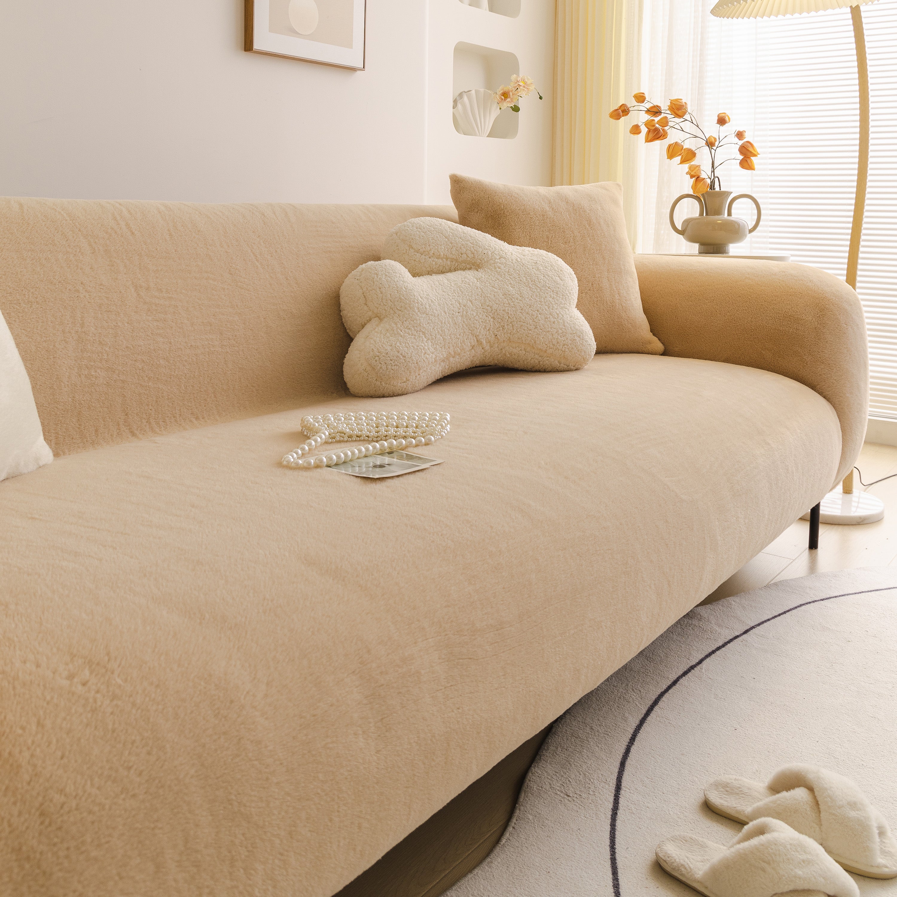 Soft Plush Warm Sofa Cover Stretchable Cozy Velvet Couch Protector For Fall & Winter