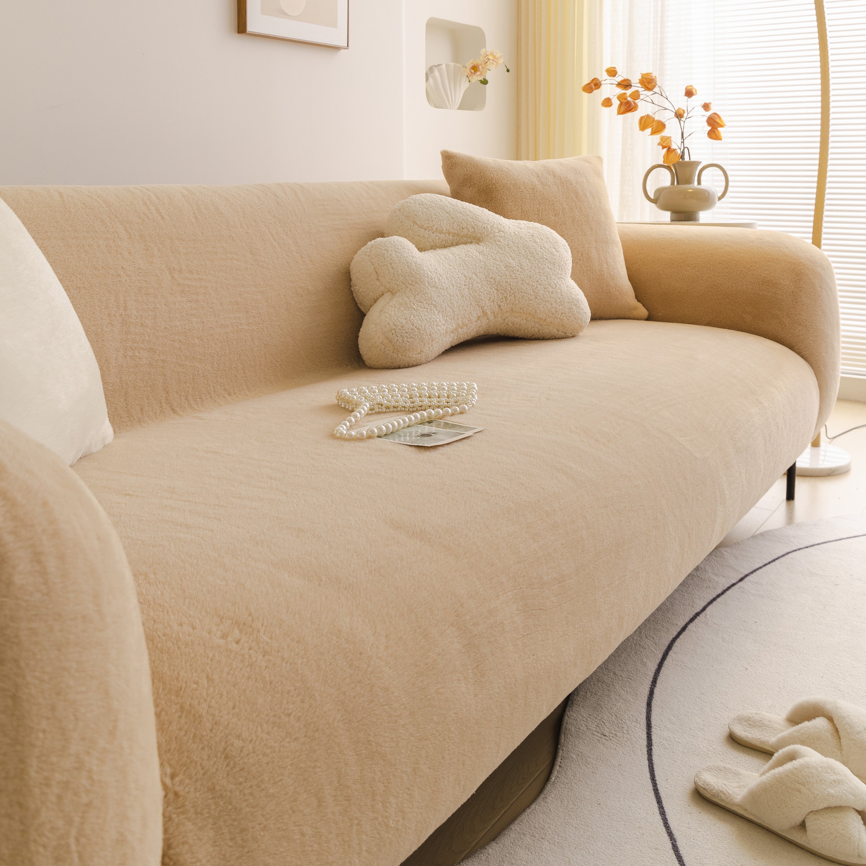 Soft Plush Warm Sofa Cover Stretchable Cozy Velvet Couch Protector For Fall & Winter