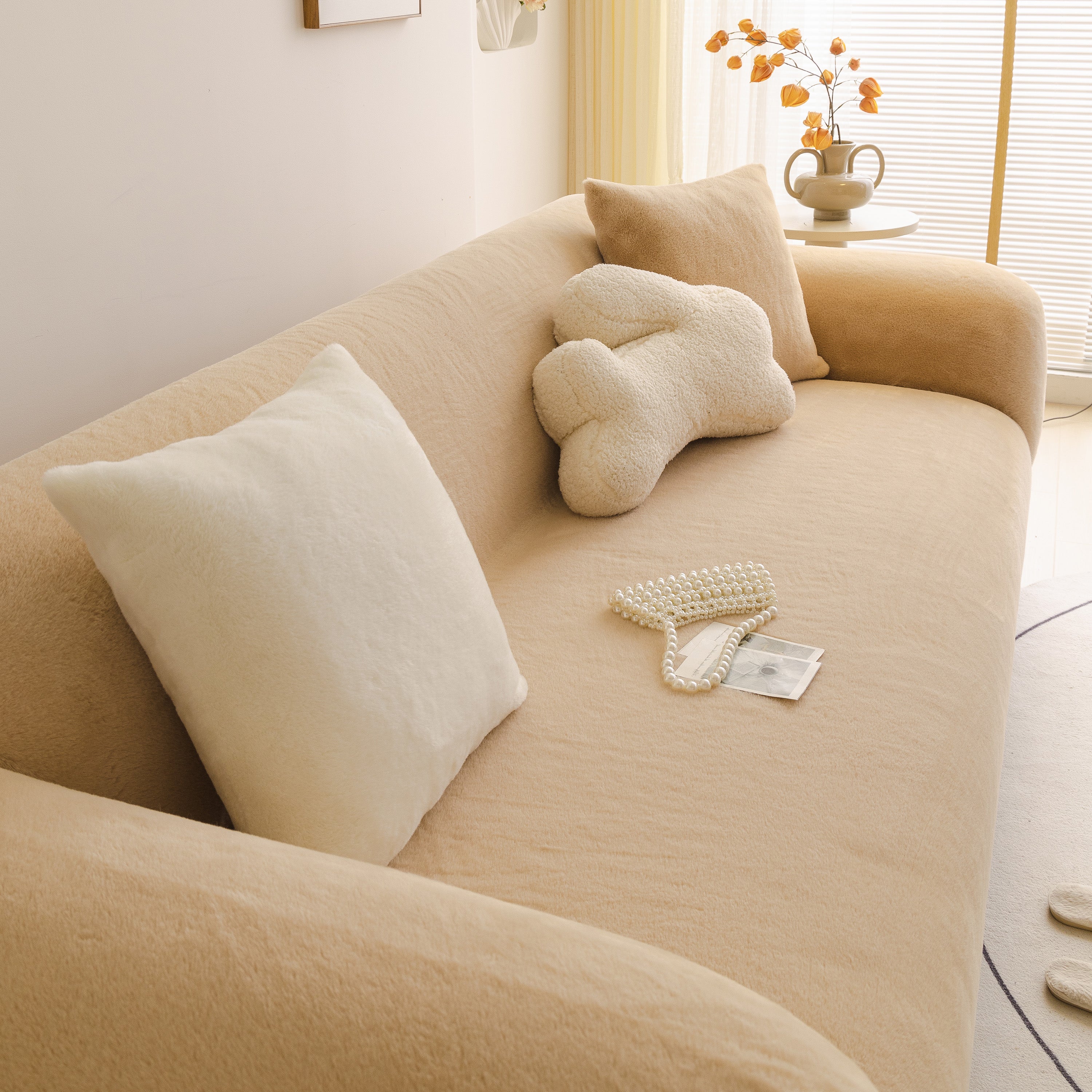 Soft Plush Warm Sofa Cover Stretchable Cozy Velvet Couch Protector For Fall & Winter