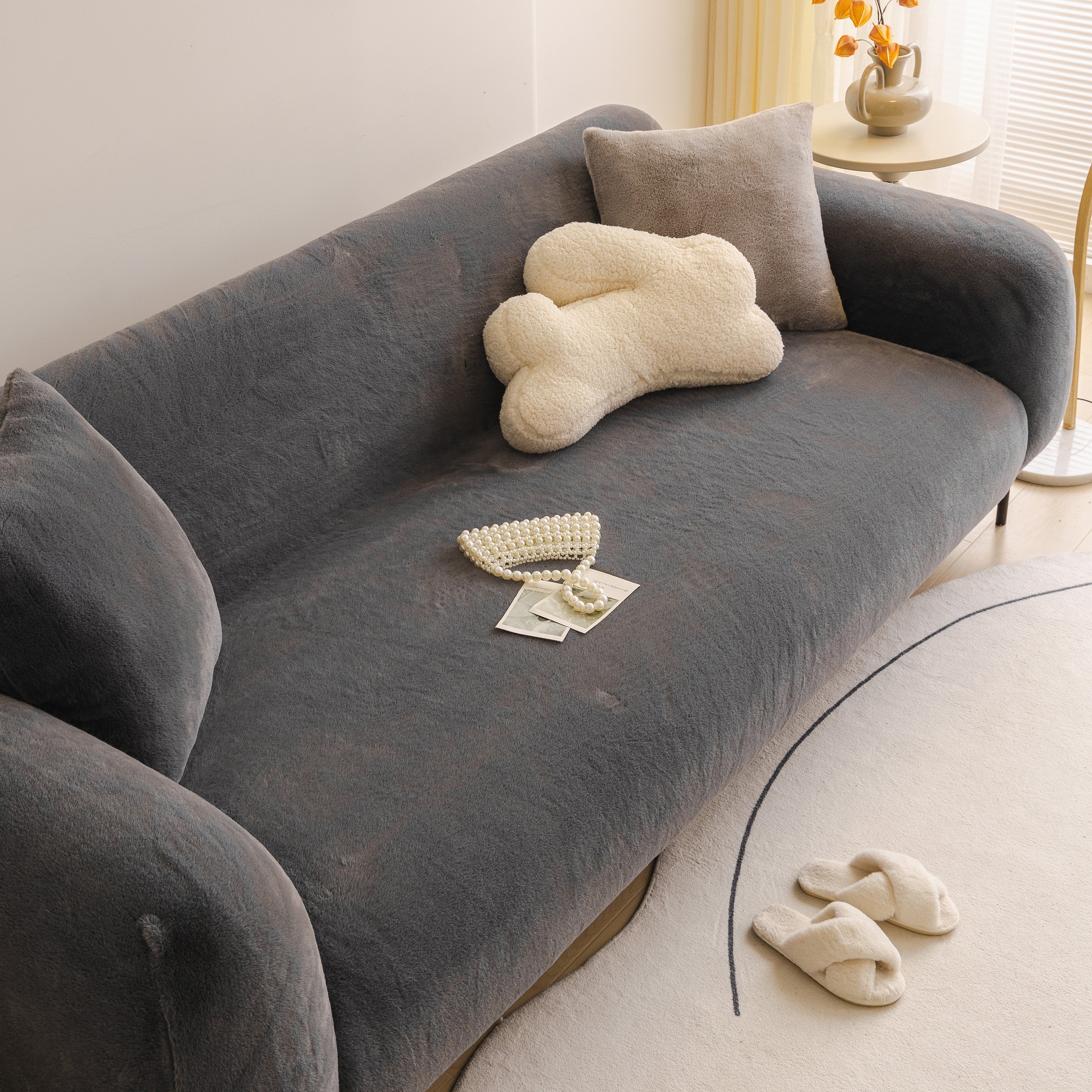 Soft Plush Warm Sofa Cover Stretchable Cozy Velvet Couch Protector For Fall & Winter