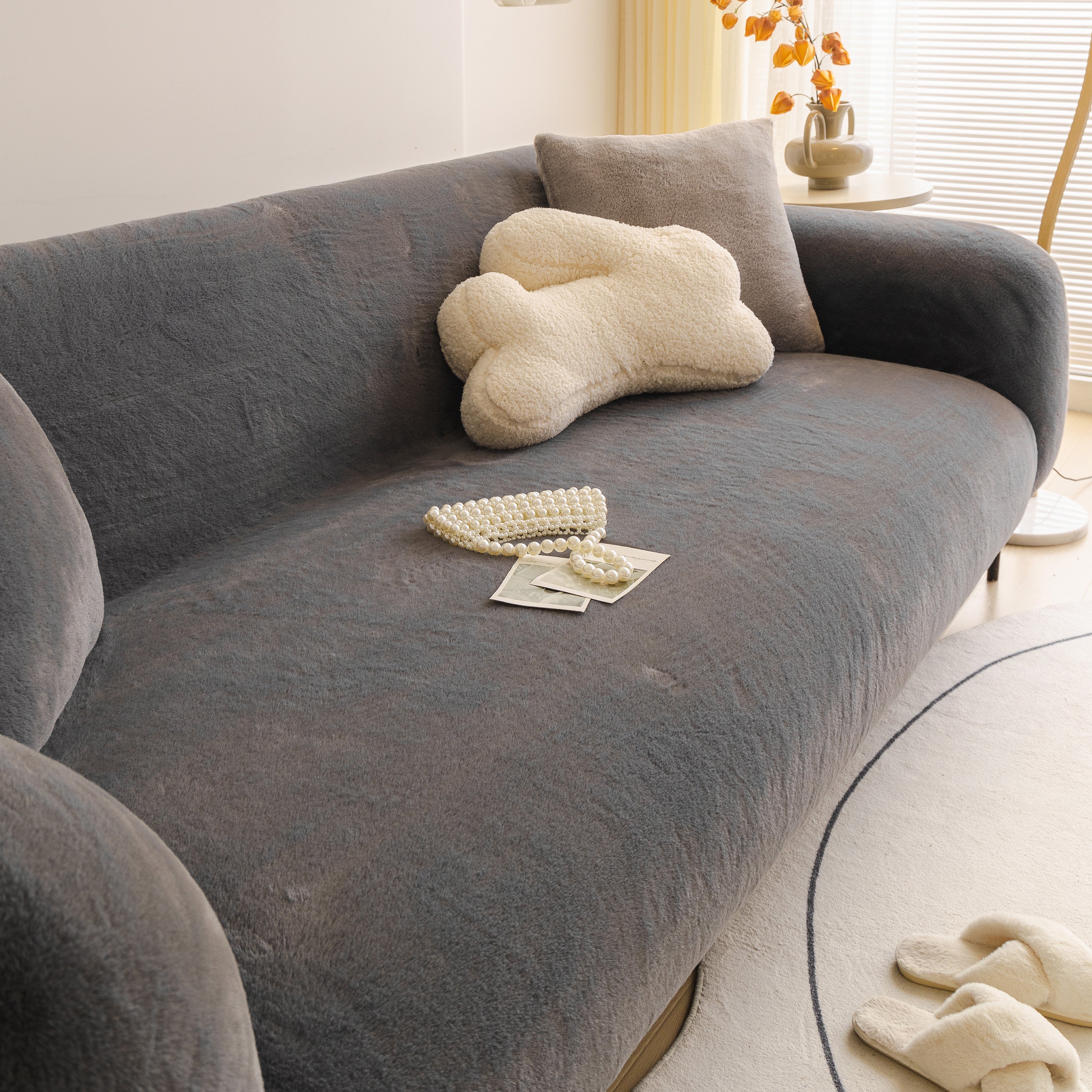 Soft Plush Warm Sofa Cover Stretchable Cozy Velvet Couch Protector For Fall & Winter