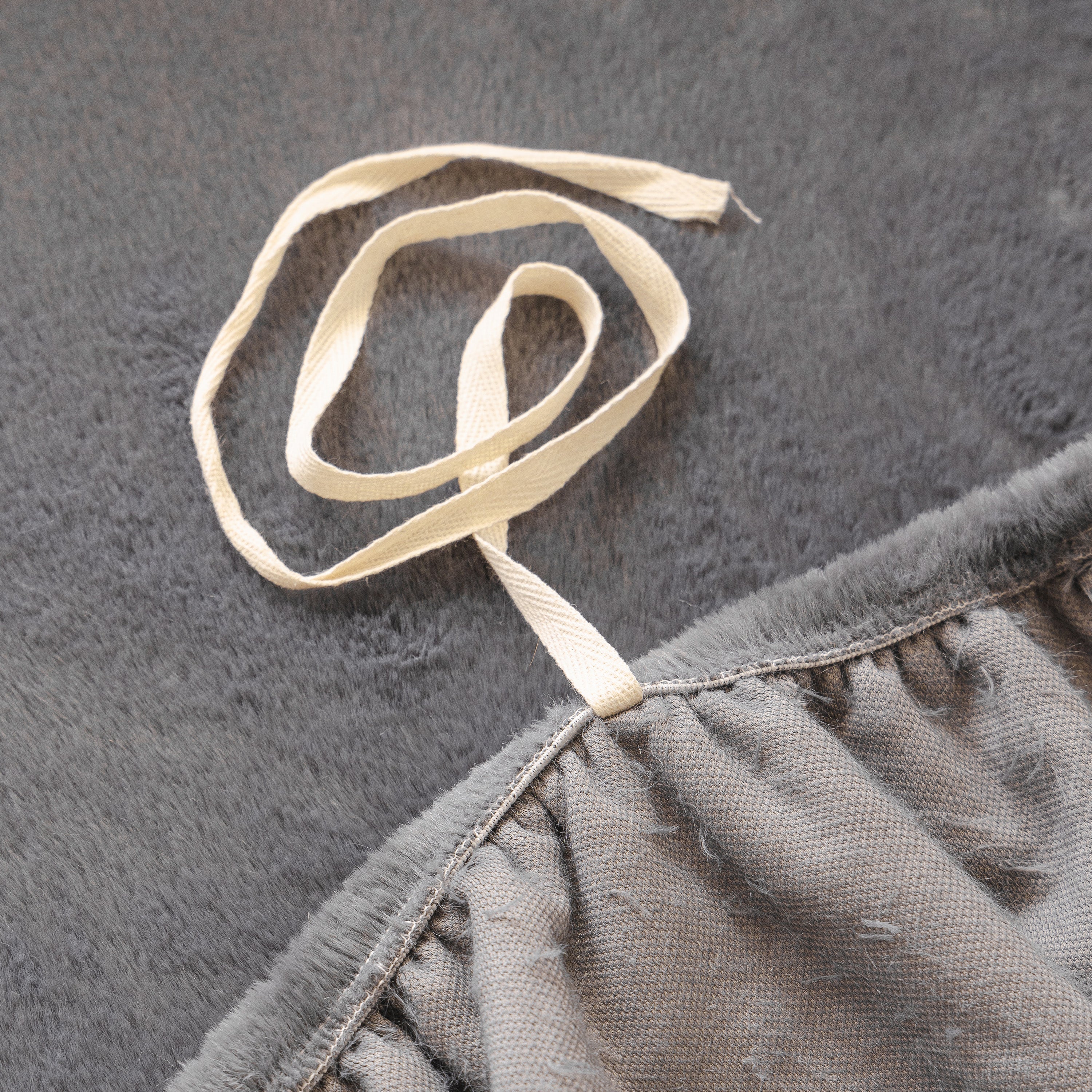Soft Plush Warm Sofa Cover Stretchable Cozy Velvet Couch Protector For Fall & Winter