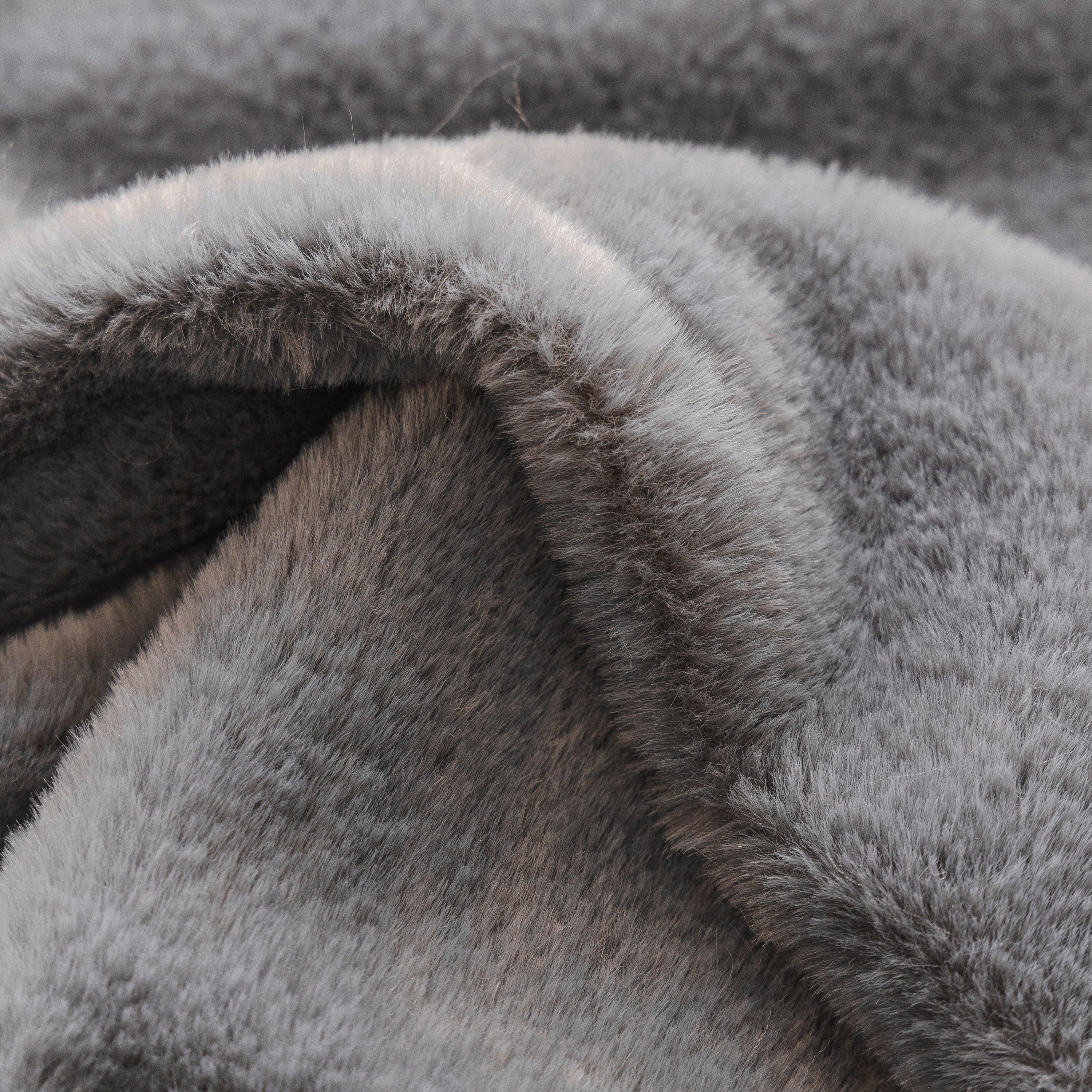 Soft Plush Warm Sofa Cover Stretchable Cozy Velvet Couch Protector For Fall & Winter