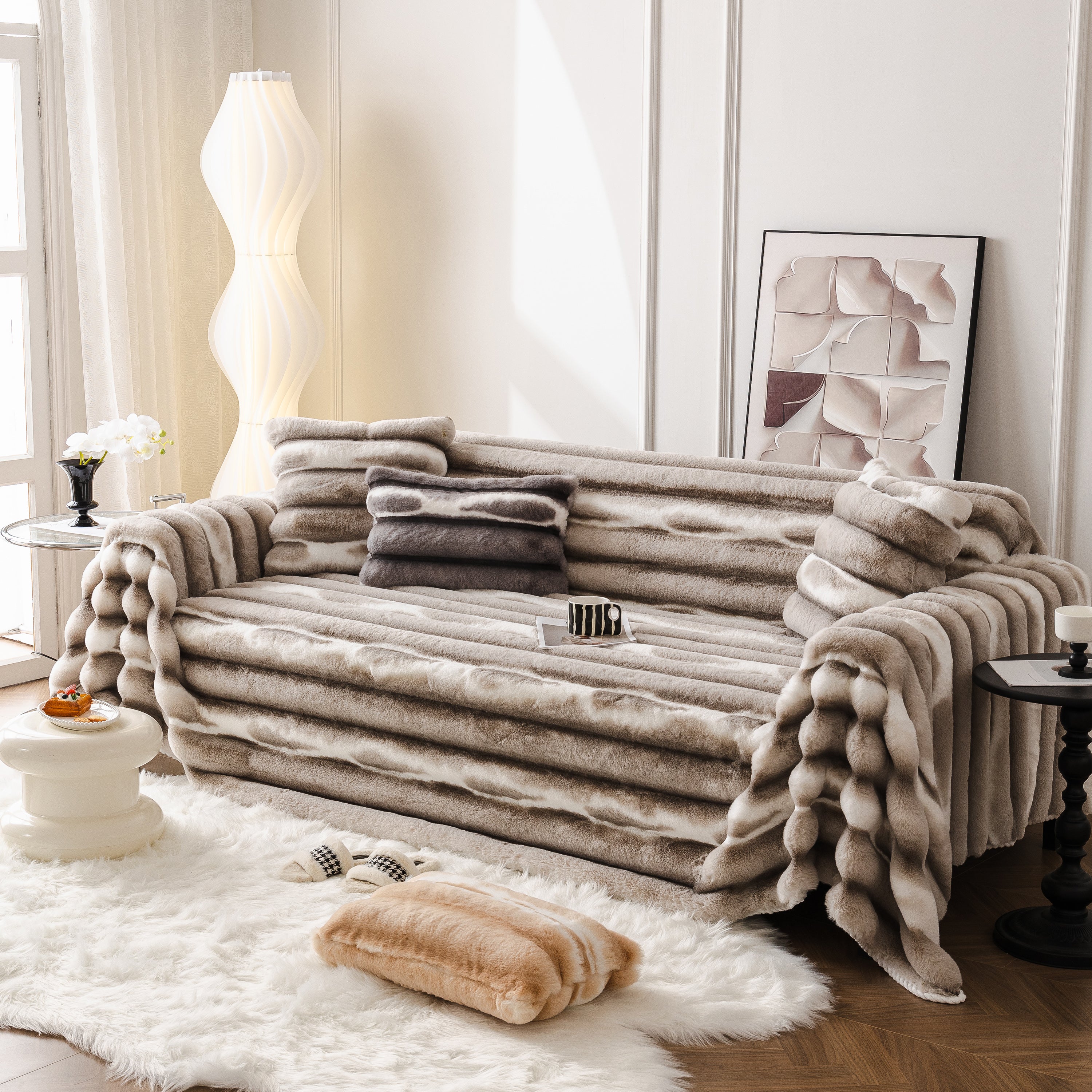 Ultra Soft Faux Fur Couch Cover – Large, Fluffy, And Elegant Sofa Throw Blanket