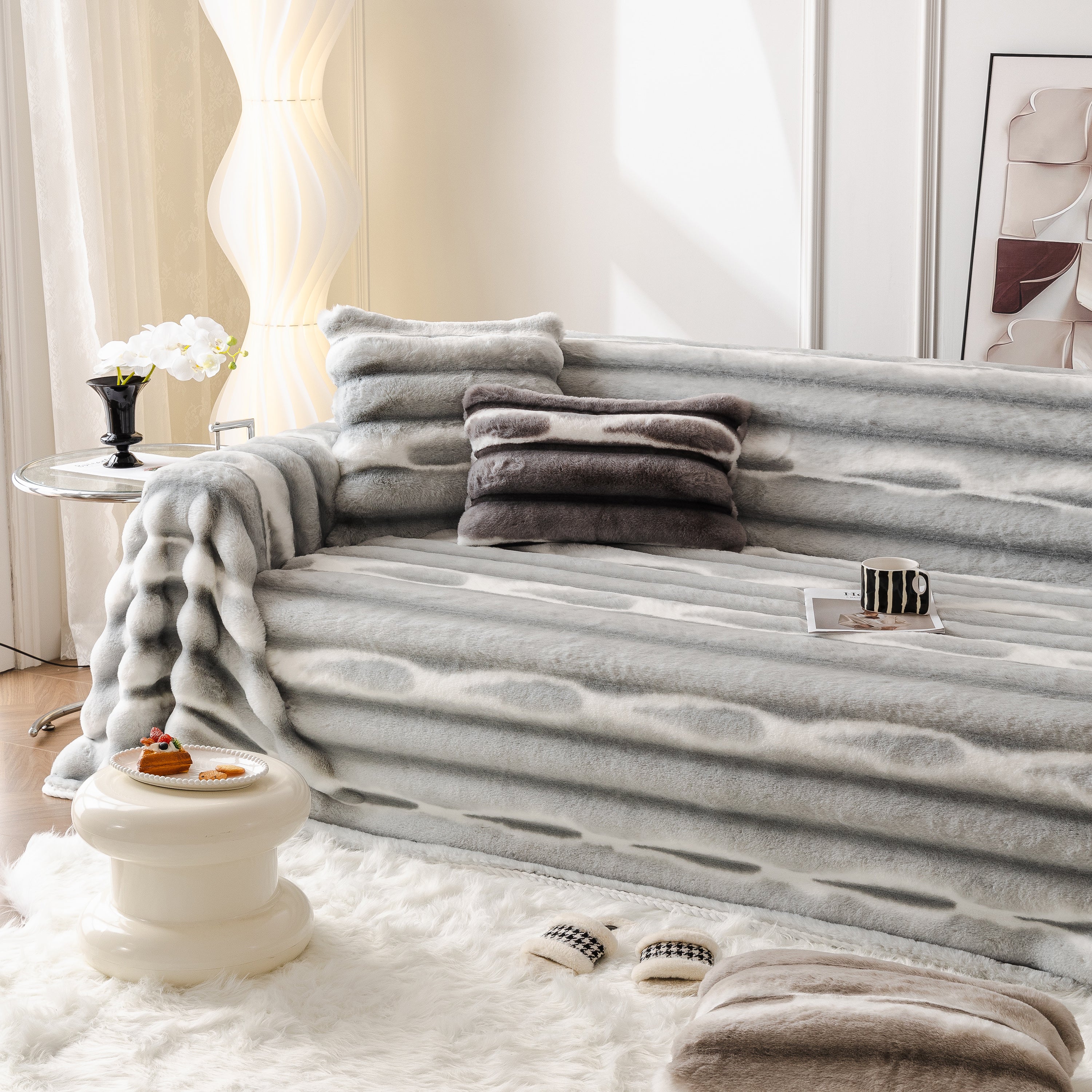 Ultra Soft Faux Fur Couch Cover – Large, Fluffy, And Elegant Sofa Throw Blanket