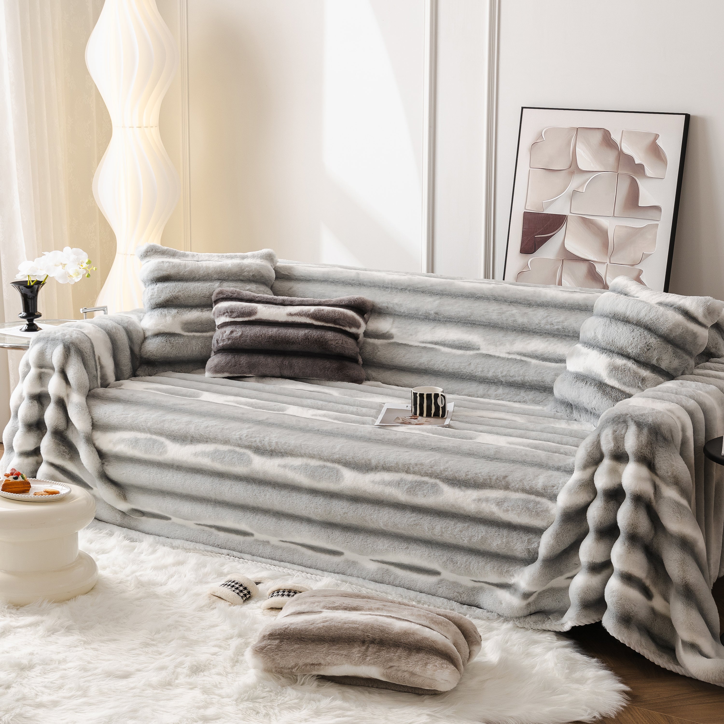 Ultra Soft Faux Fur Couch Cover – Large, Fluffy, And Elegant Sofa Throw Blanket