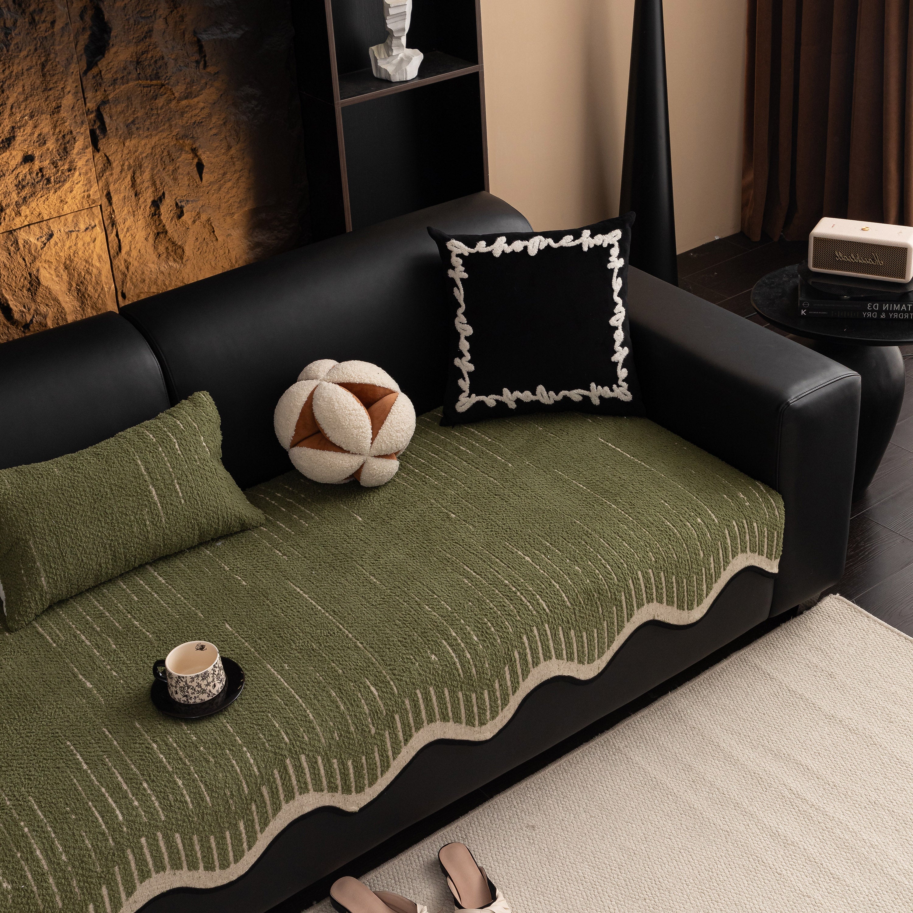 Textured Sofa Seat Cover With Wave Edge – Non-slip, Washable Couch Throw Protector