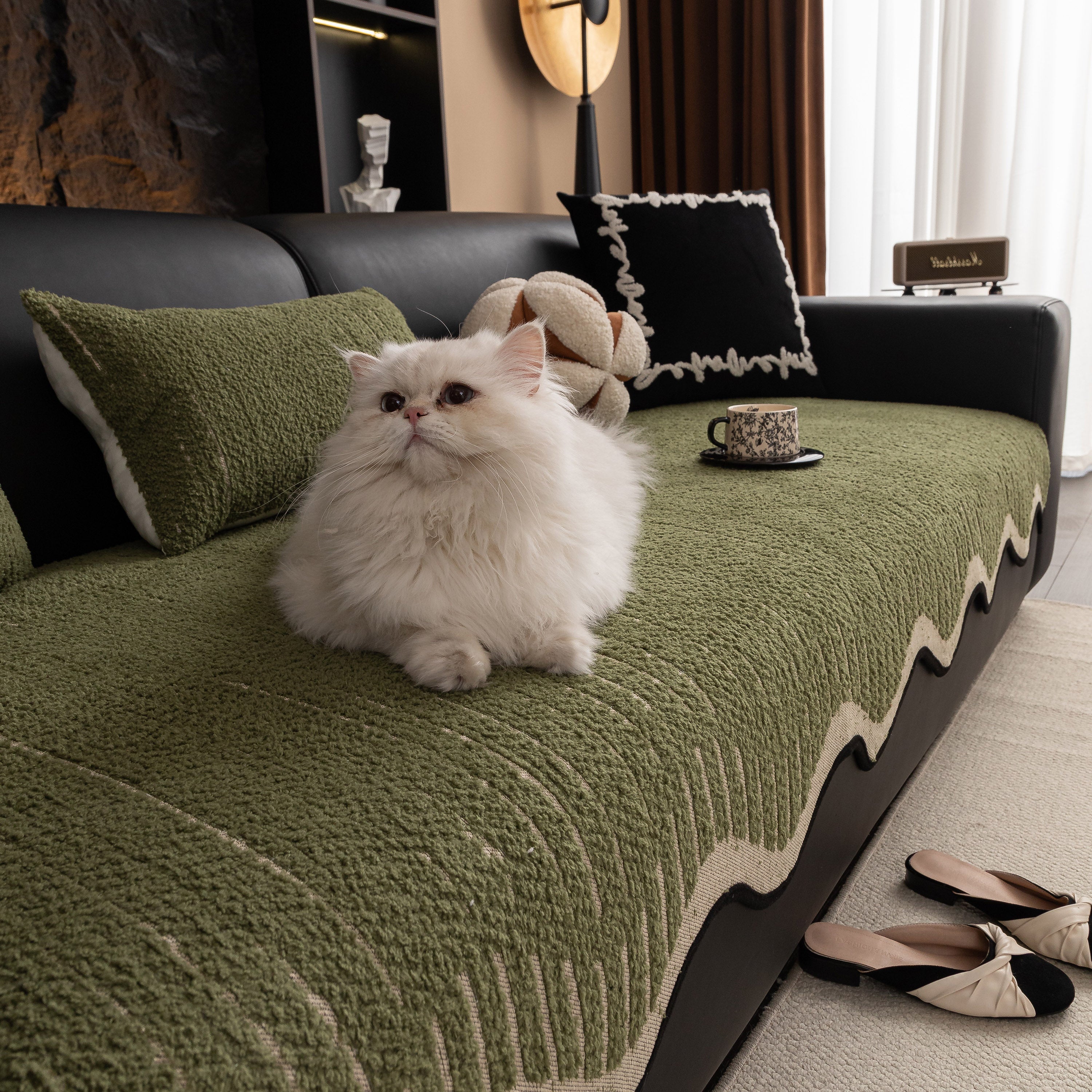 Textured Sofa Seat Cover With Wave Edge – Non-slip, Washable Couch Throw Protector