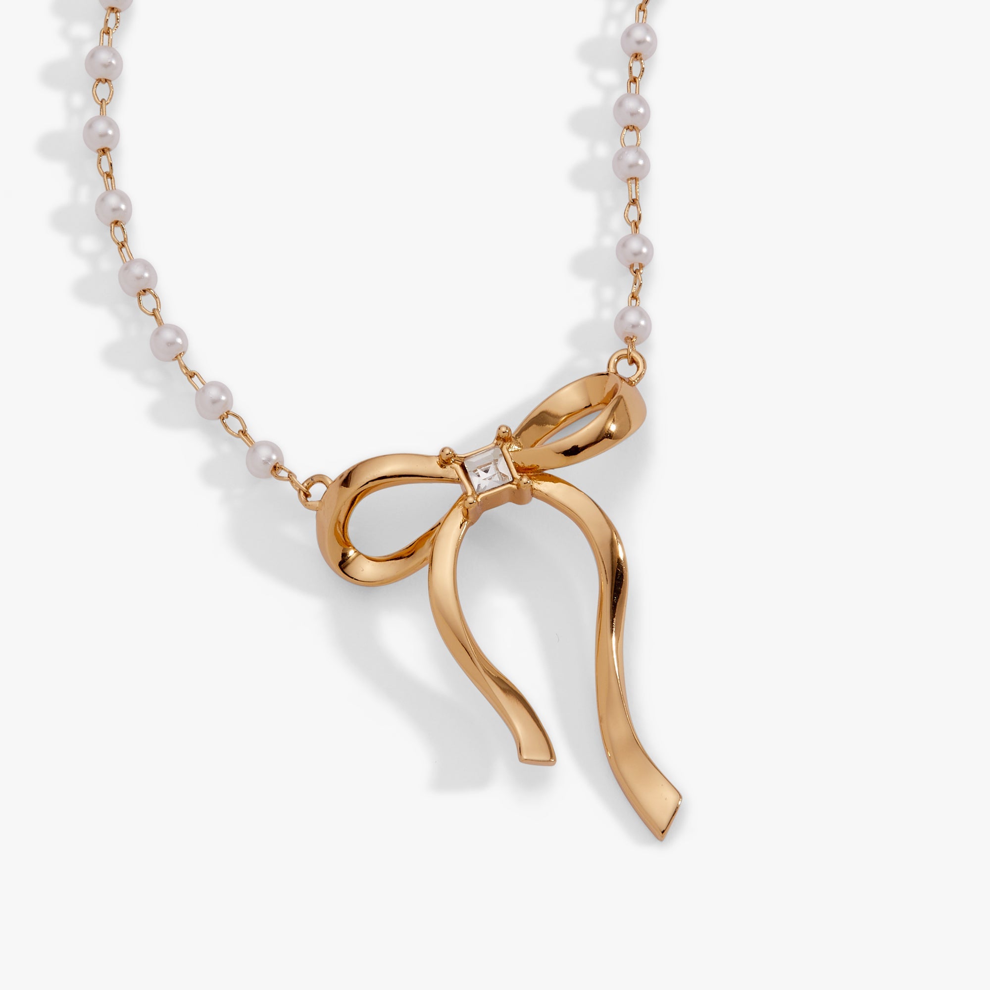 Bow Pearl Coquette Necklace