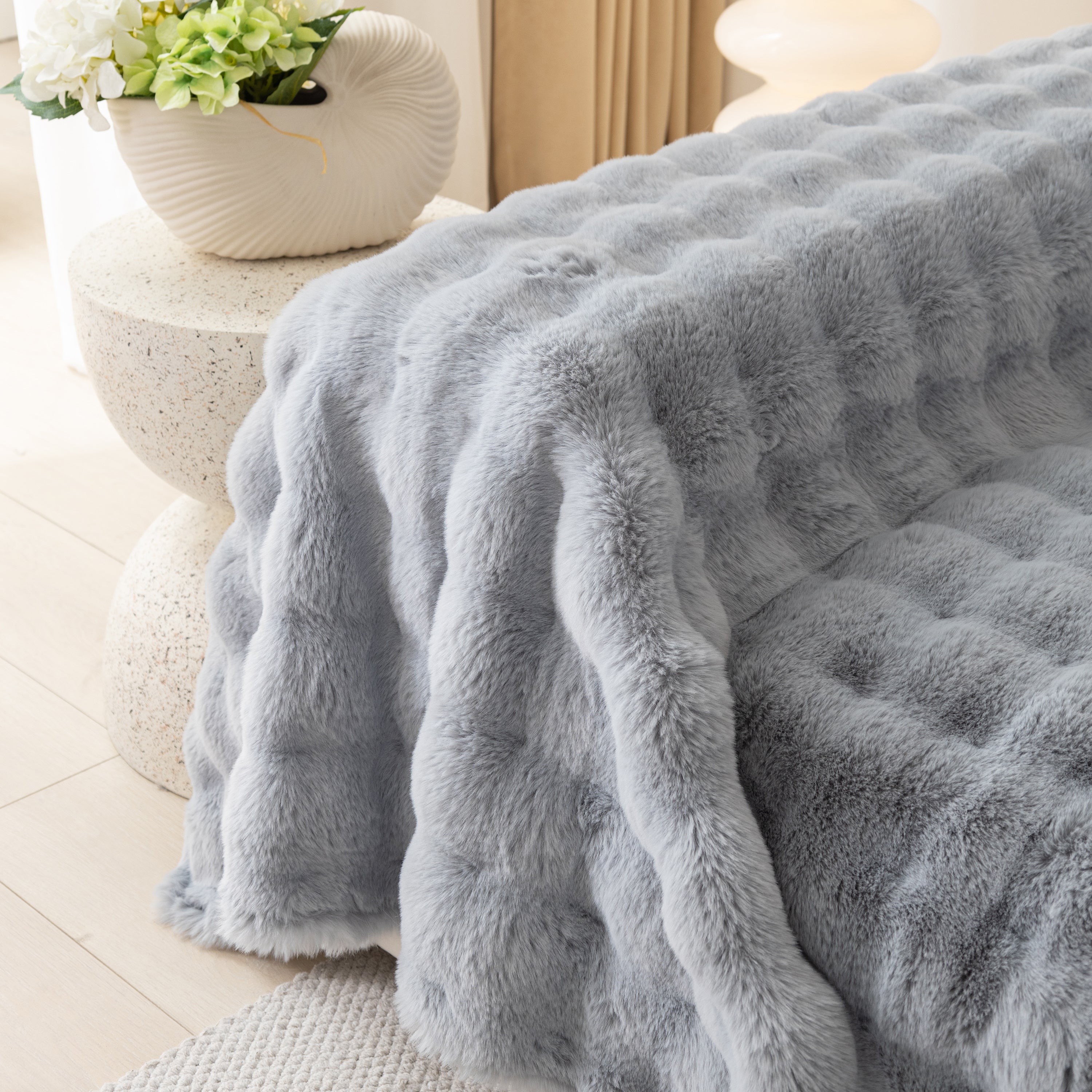 Faux Rabbit Fur Throws For Sofas, Stylish Throw Blankets For Couch And Couch Throw Cover