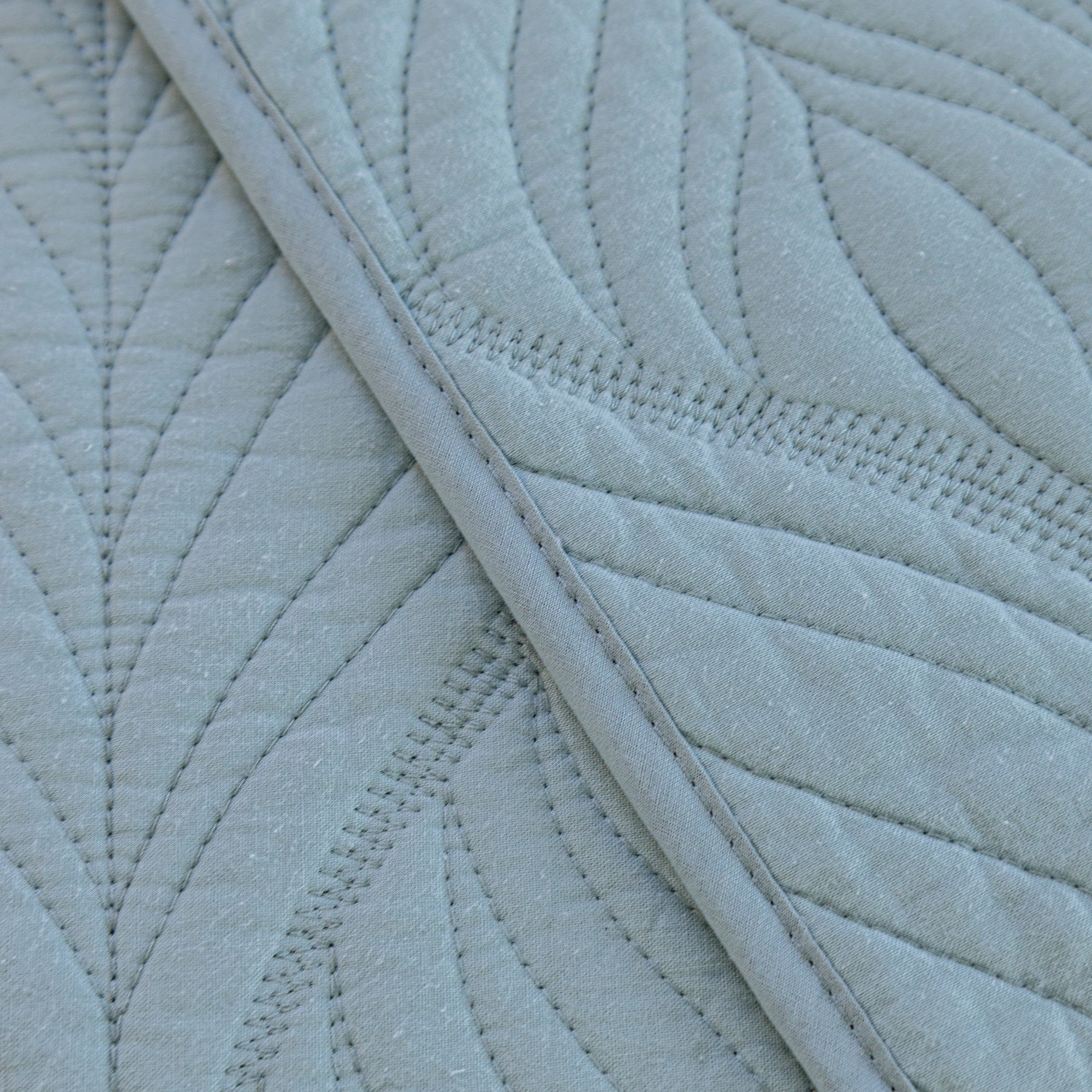 Leaf Vein Textured Cotton Quilted Sofa Slipcover, Non-slip Modular Couch Covers