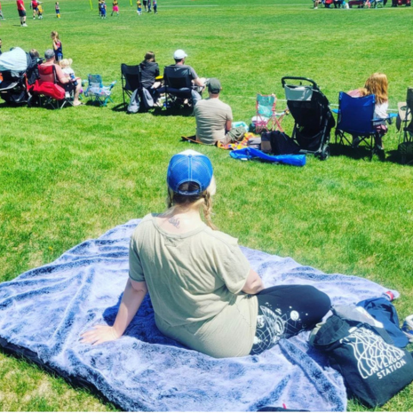 Waterproof Windproof Large Outdoor Blanket