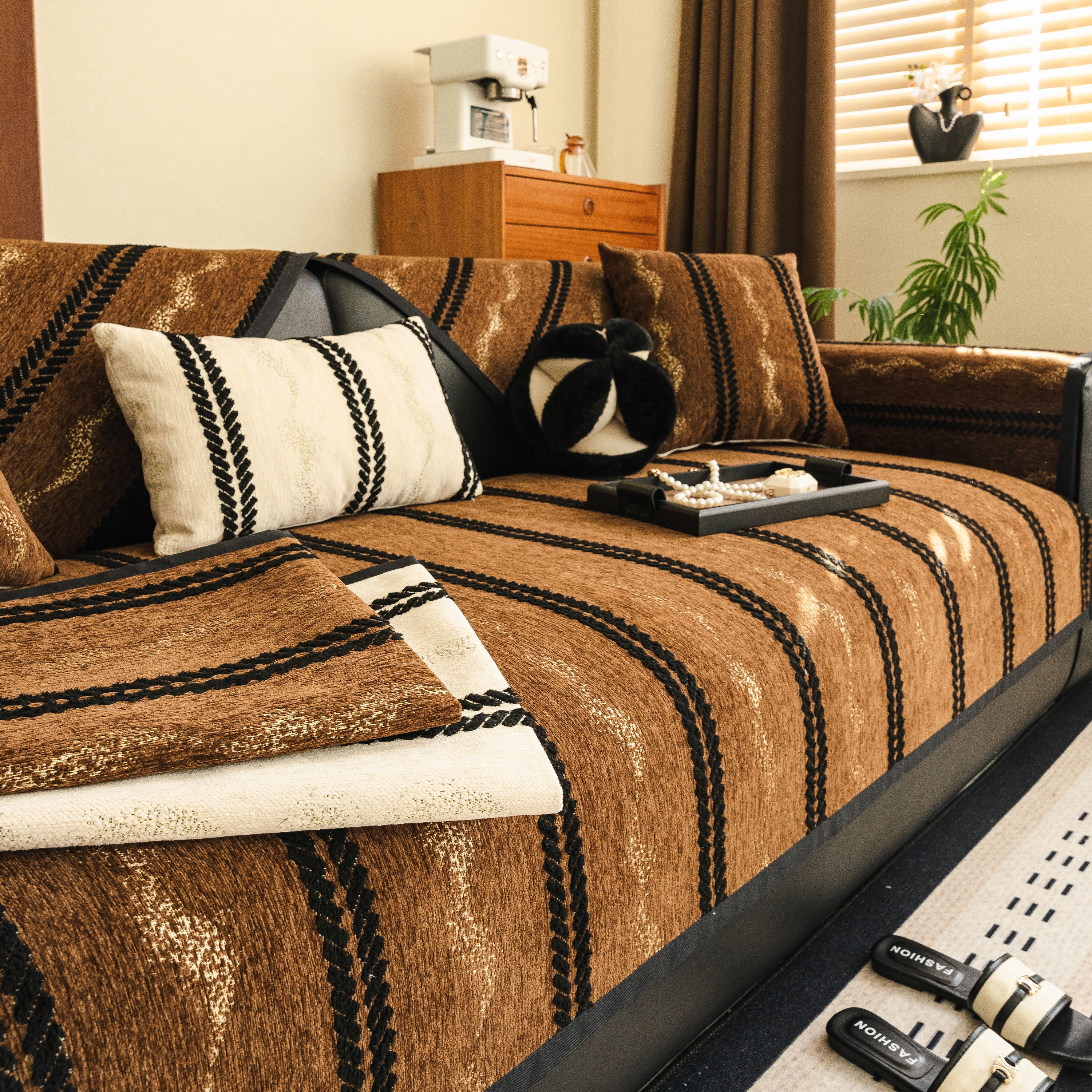 Non-slip Sofa Cover With Thick Chenille Texture Woven Stripe Couch Protector Throw