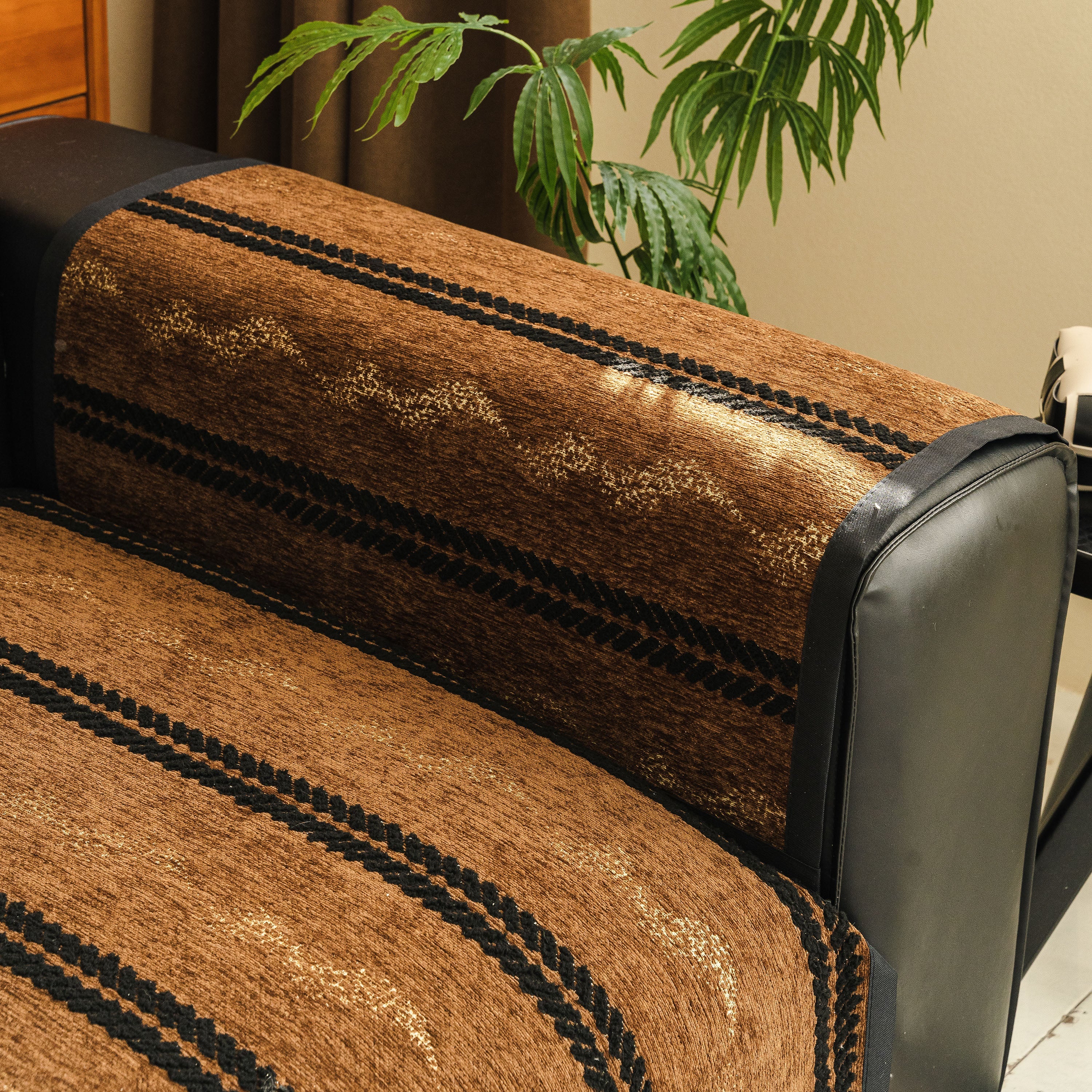 Non-slip Sofa Cover With Thick Chenille Texture Woven Stripe Couch Protector Throw