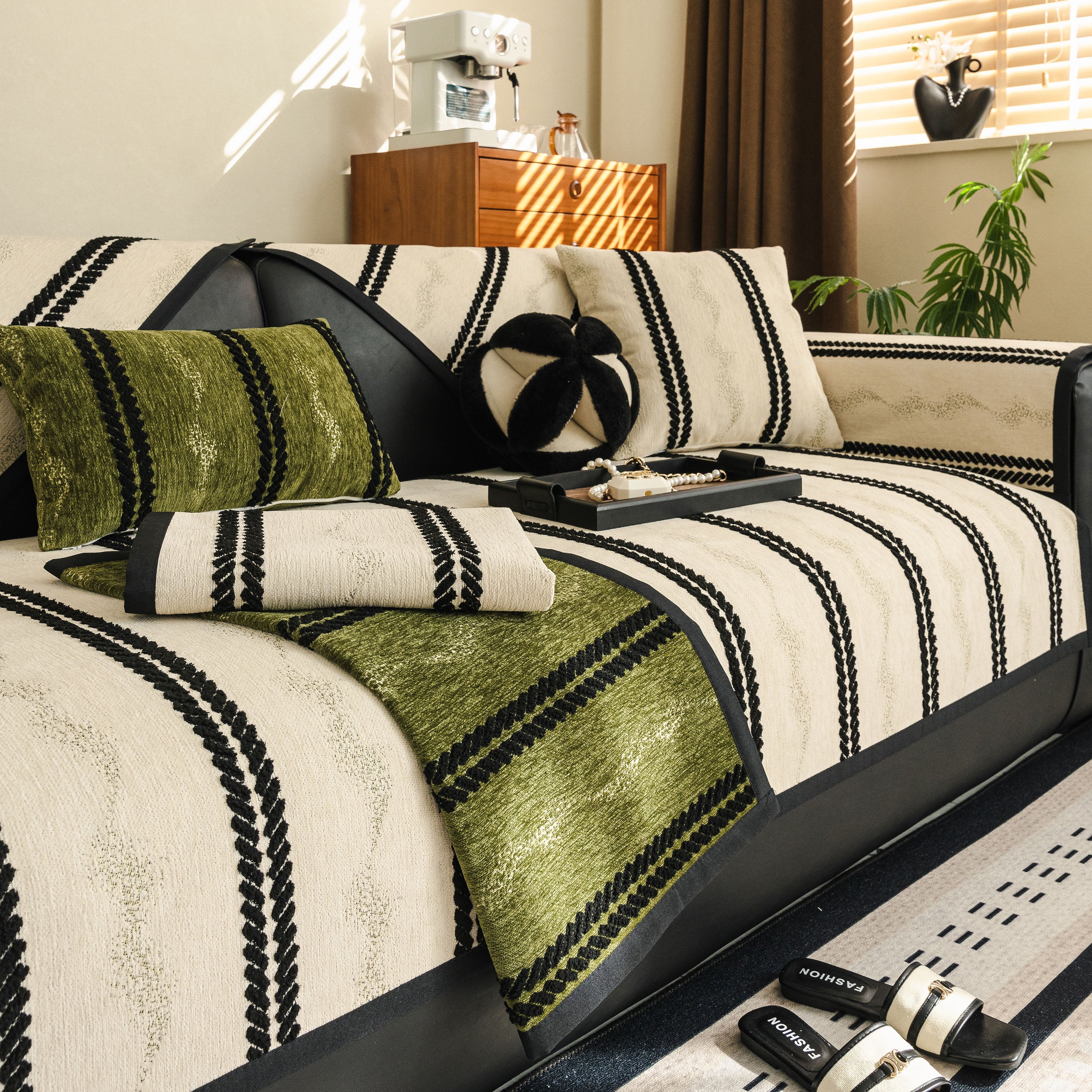 Non-slip Sofa Cover With Thick Chenille Texture Woven Stripe Couch Protector Throw