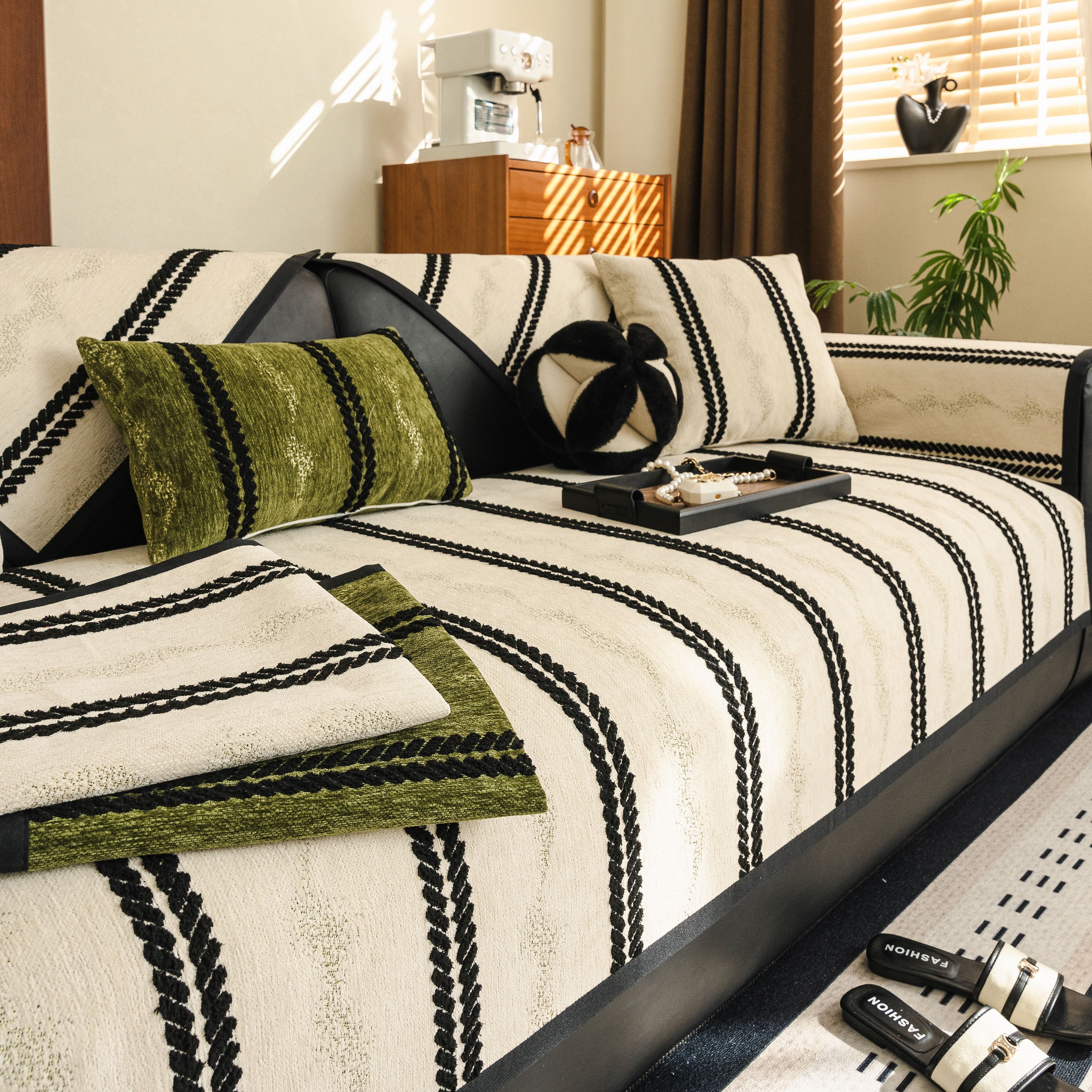 Non-slip Sofa Cover With Thick Chenille Texture Woven Stripe Couch Protector Throw