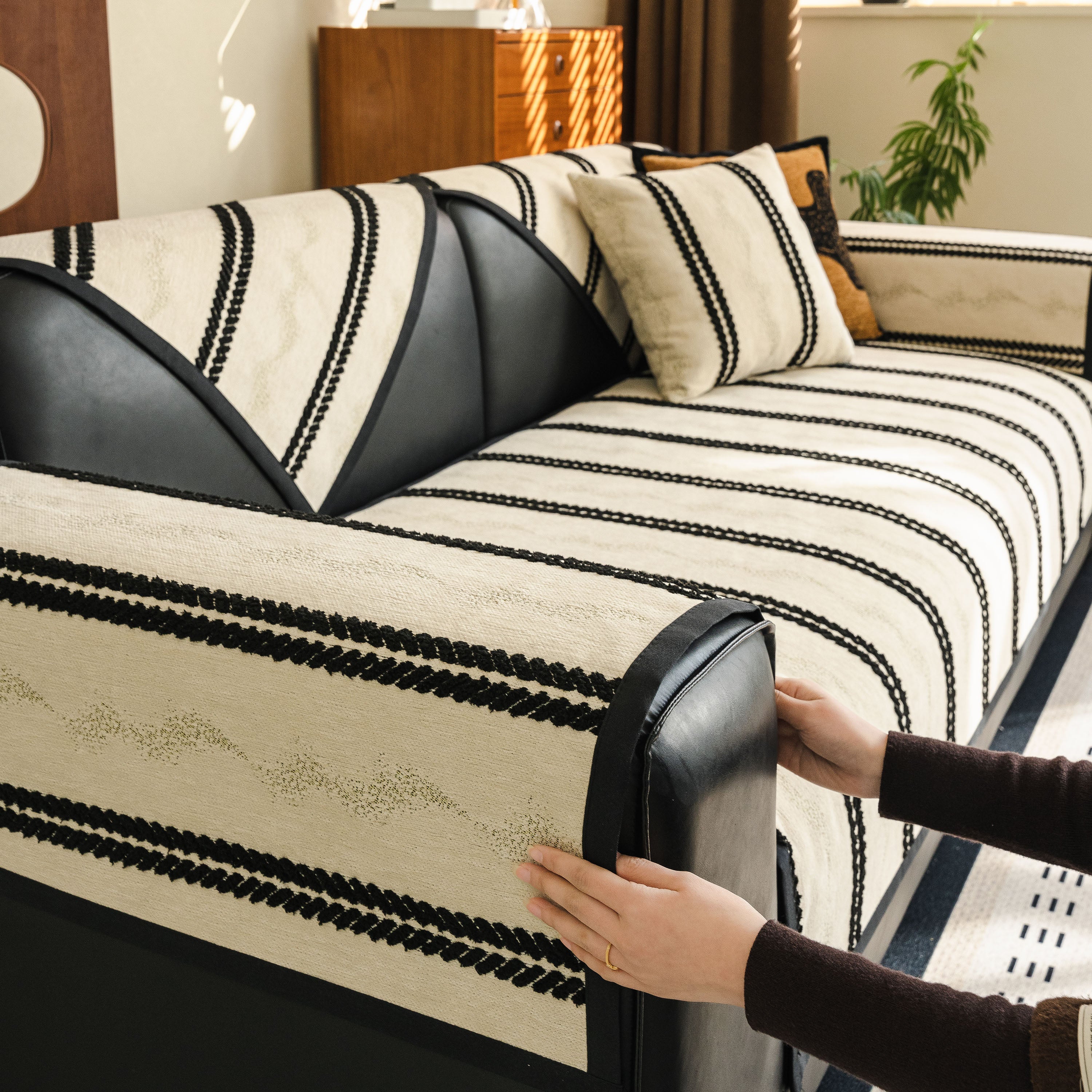 Non-slip Sofa Cover With Thick Chenille Texture Woven Stripe Couch Protector Throw