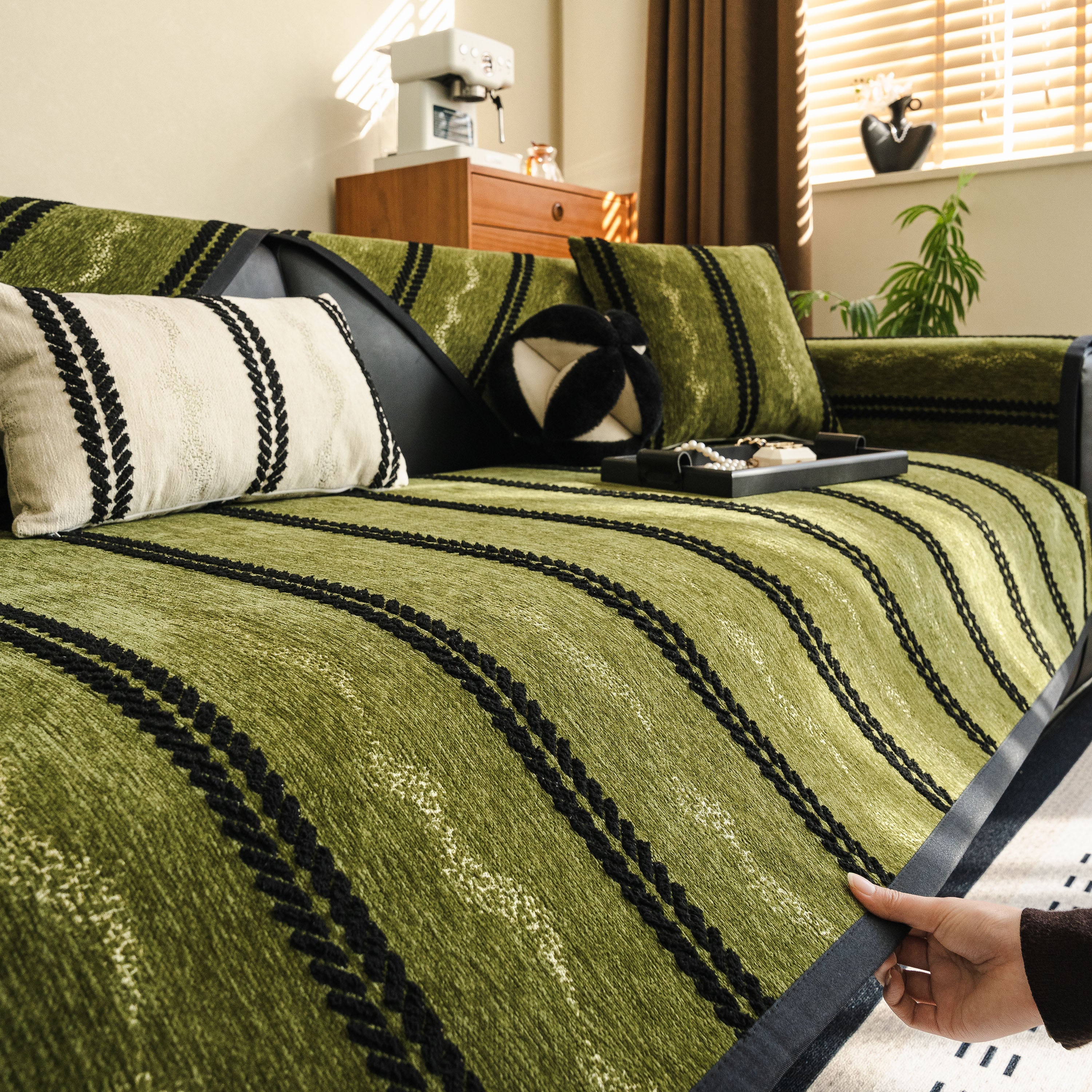 Non-slip Sofa Cover With Thick Chenille Texture Woven Stripe Couch Protector Throw