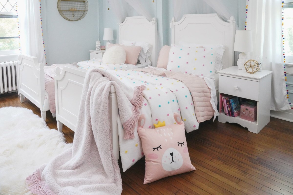 Soft Stripe All Season Quilt/coverlet Set