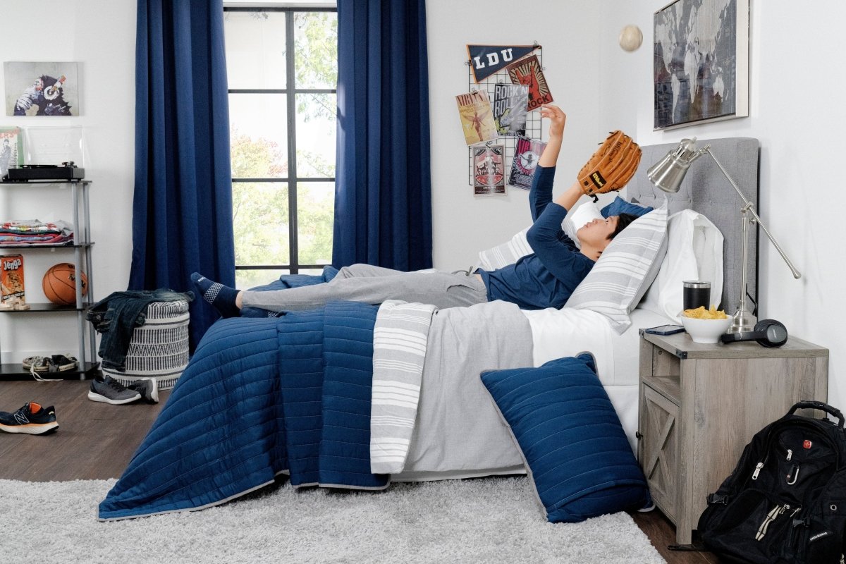 Soft Stripe All Season Quilt/coverlet Set