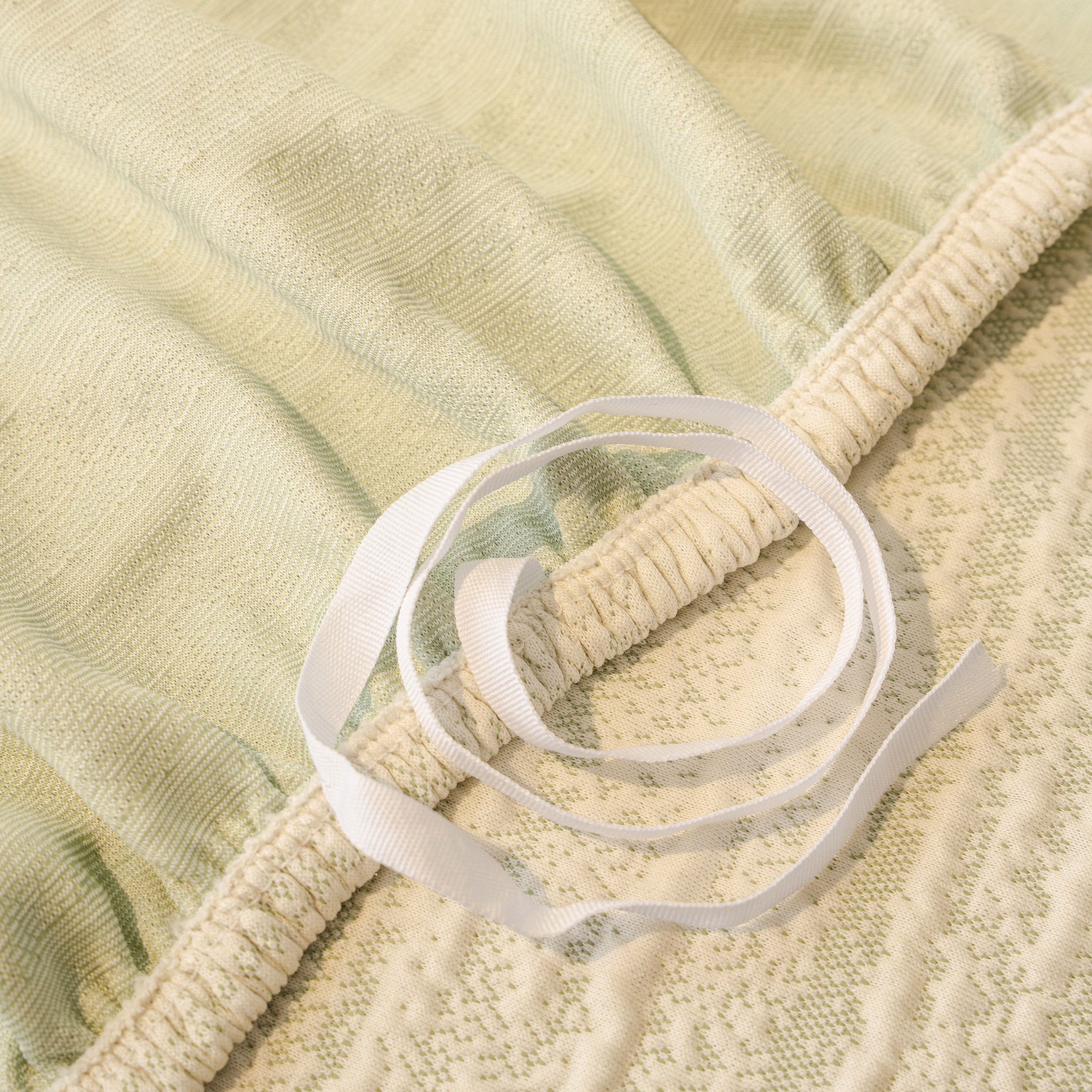 Ribbed Washable Sofa Cover, High Stretch Striped Couch Slipcover With Tie Straps