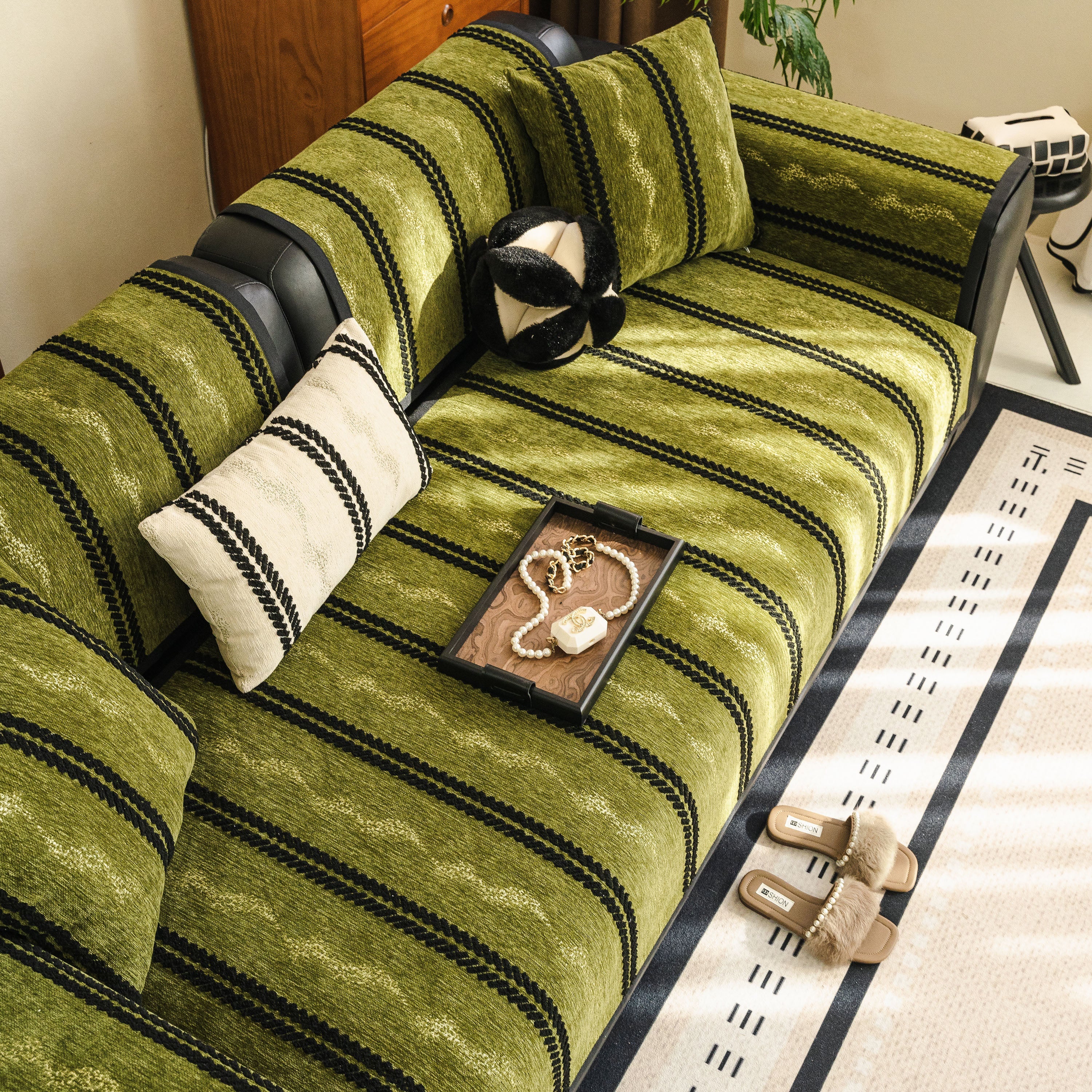 Non-slip Sofa Cover With Thick Chenille Texture Woven Stripe Couch Protector Throw