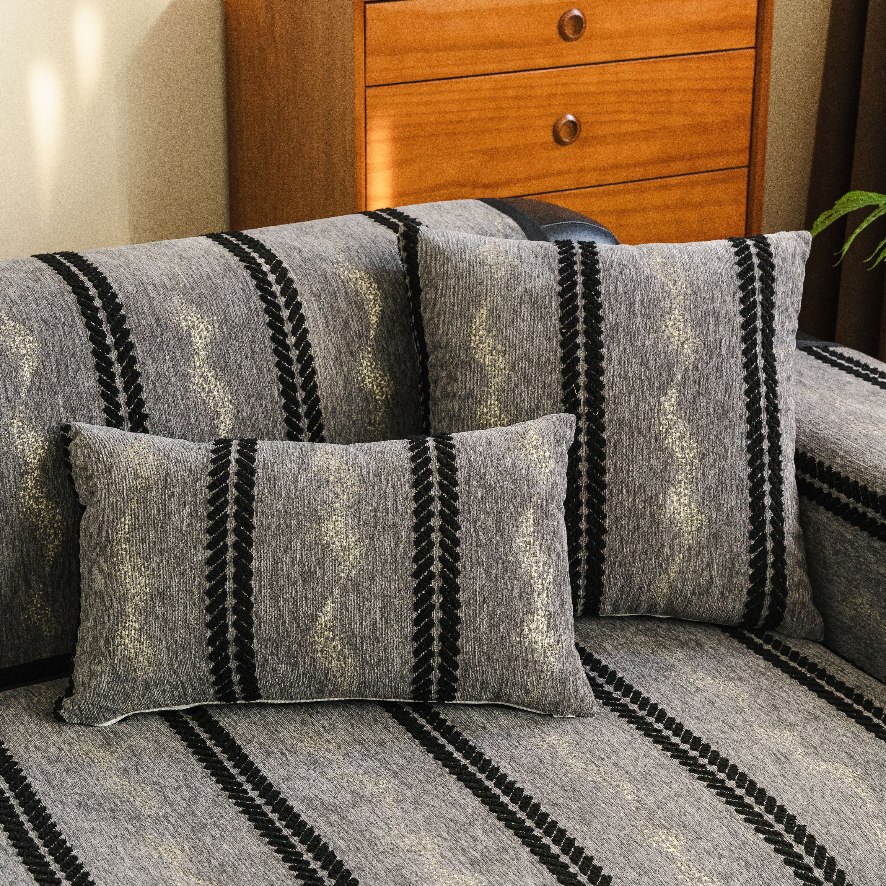 Non-slip Sofa Cover With Thick Chenille Texture Woven Stripe Couch Protector Throw