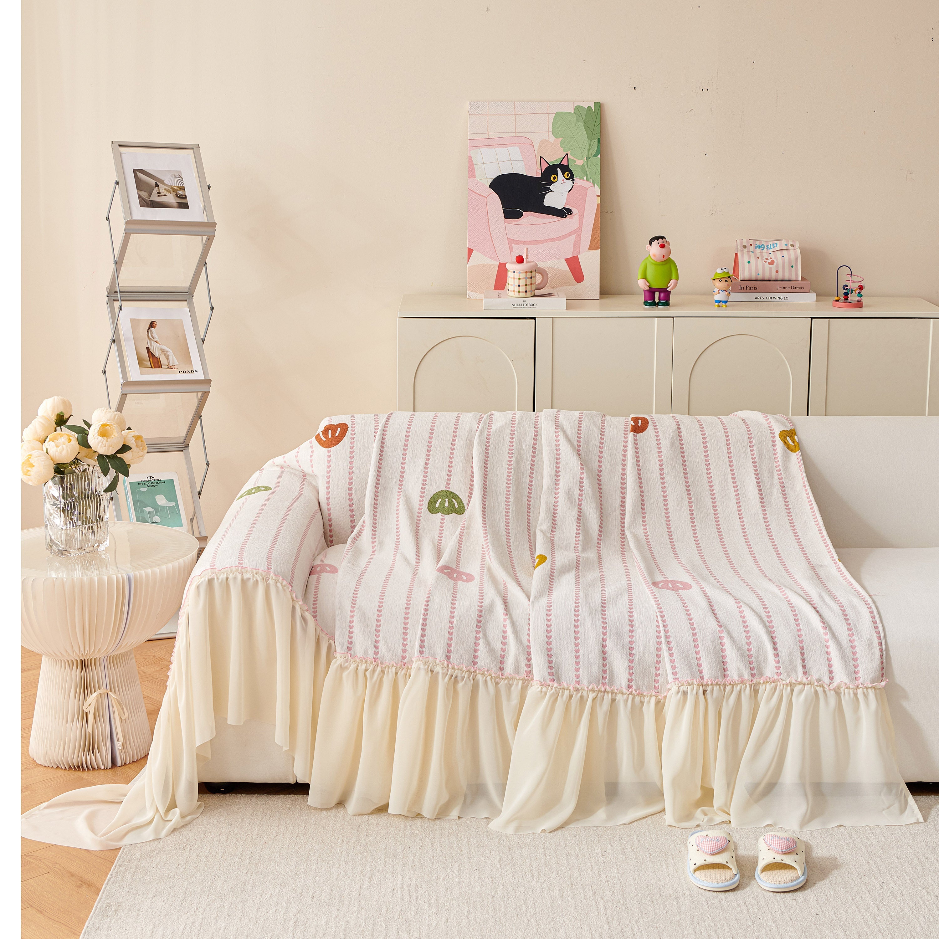 Cute Dotted Stripe Couch Protector, Non-slip Washable Sofa Cover With Ruffled Skirt