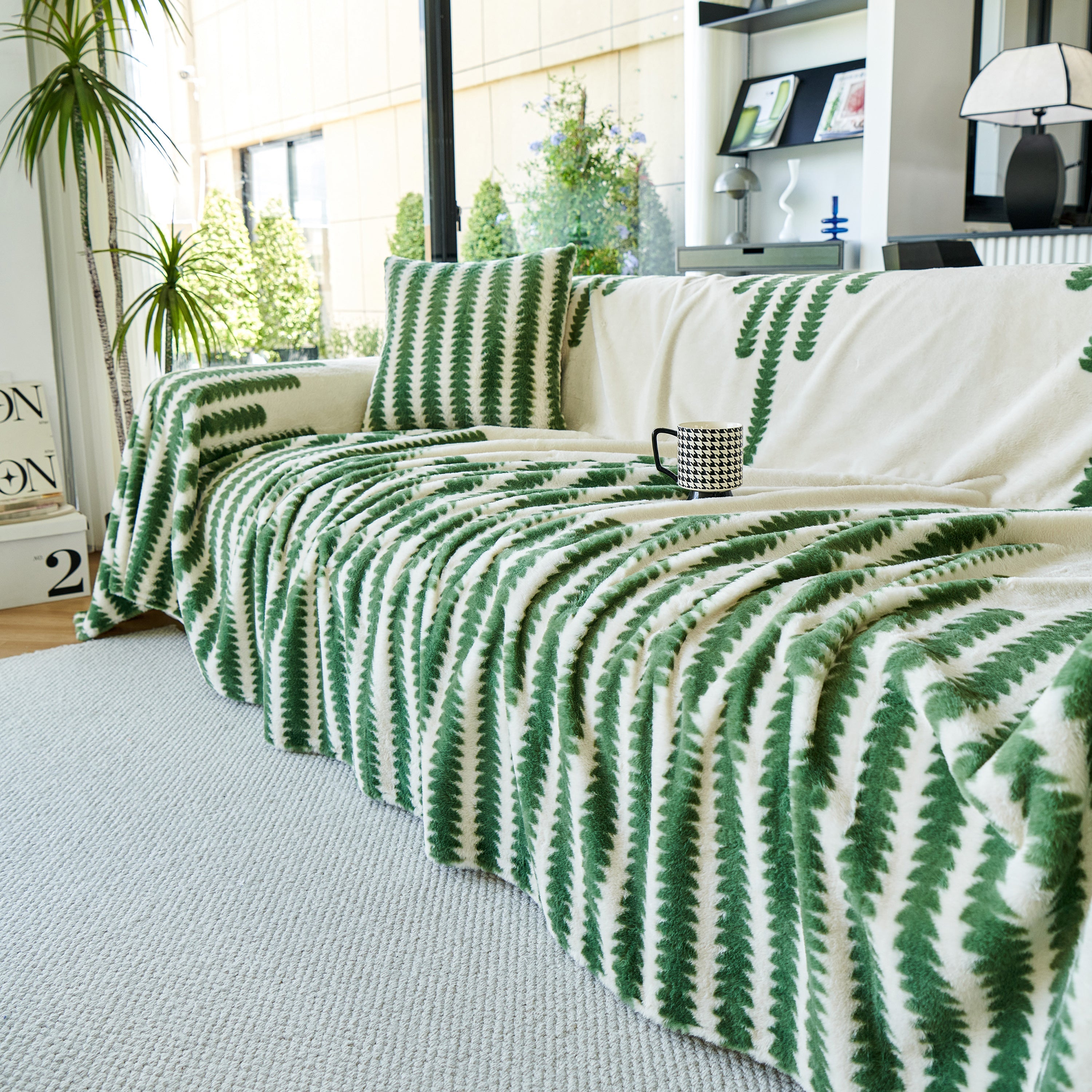 Warm Faux Fur Luxury Sofa Throw Blankets, Soft Cozy Thick Plush Shaggy Blankets For Couch Chair Bed