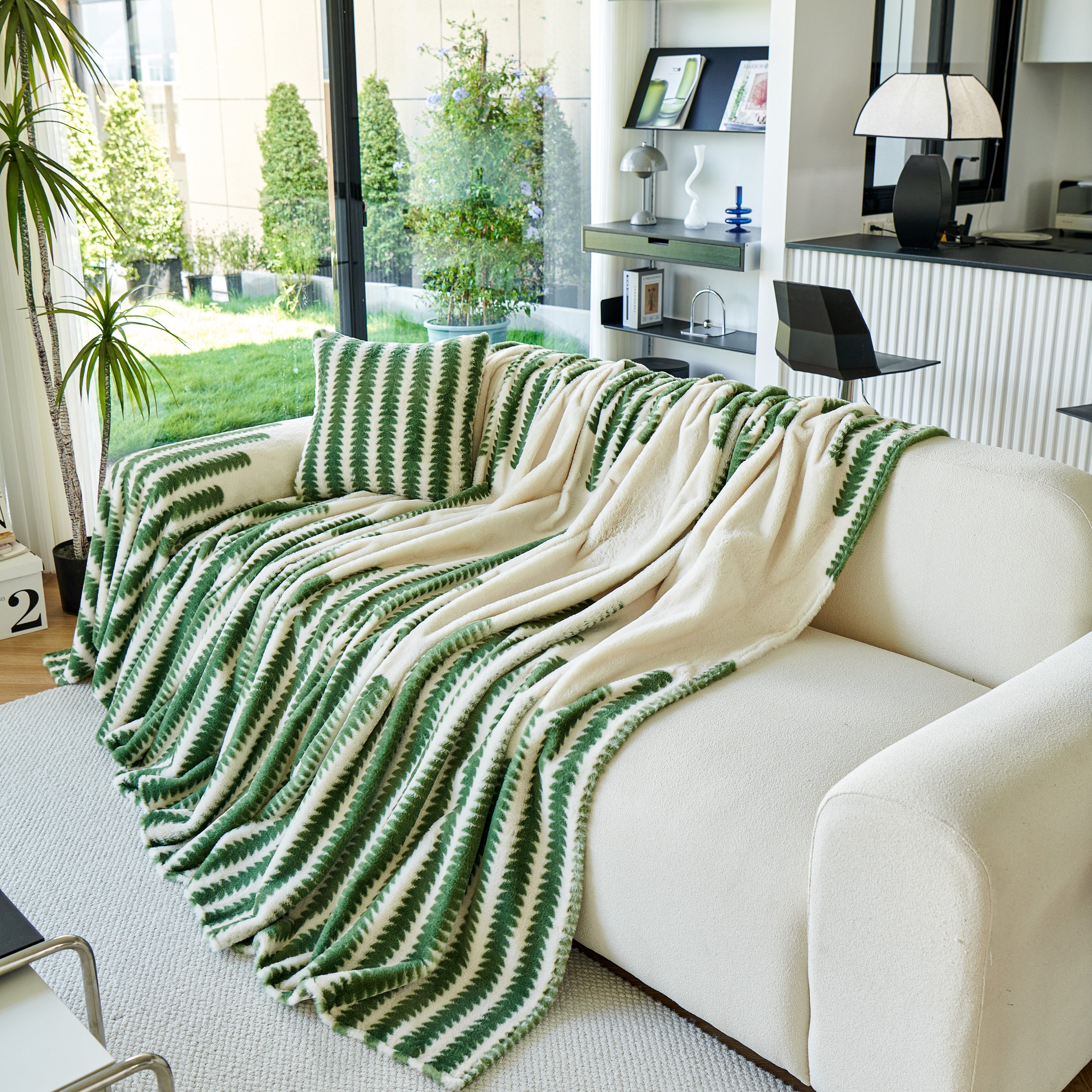 Warm Faux Fur Luxury Sofa Throw Blankets, Soft Cozy Thick Plush Shaggy Blankets For Couch Chair Bed