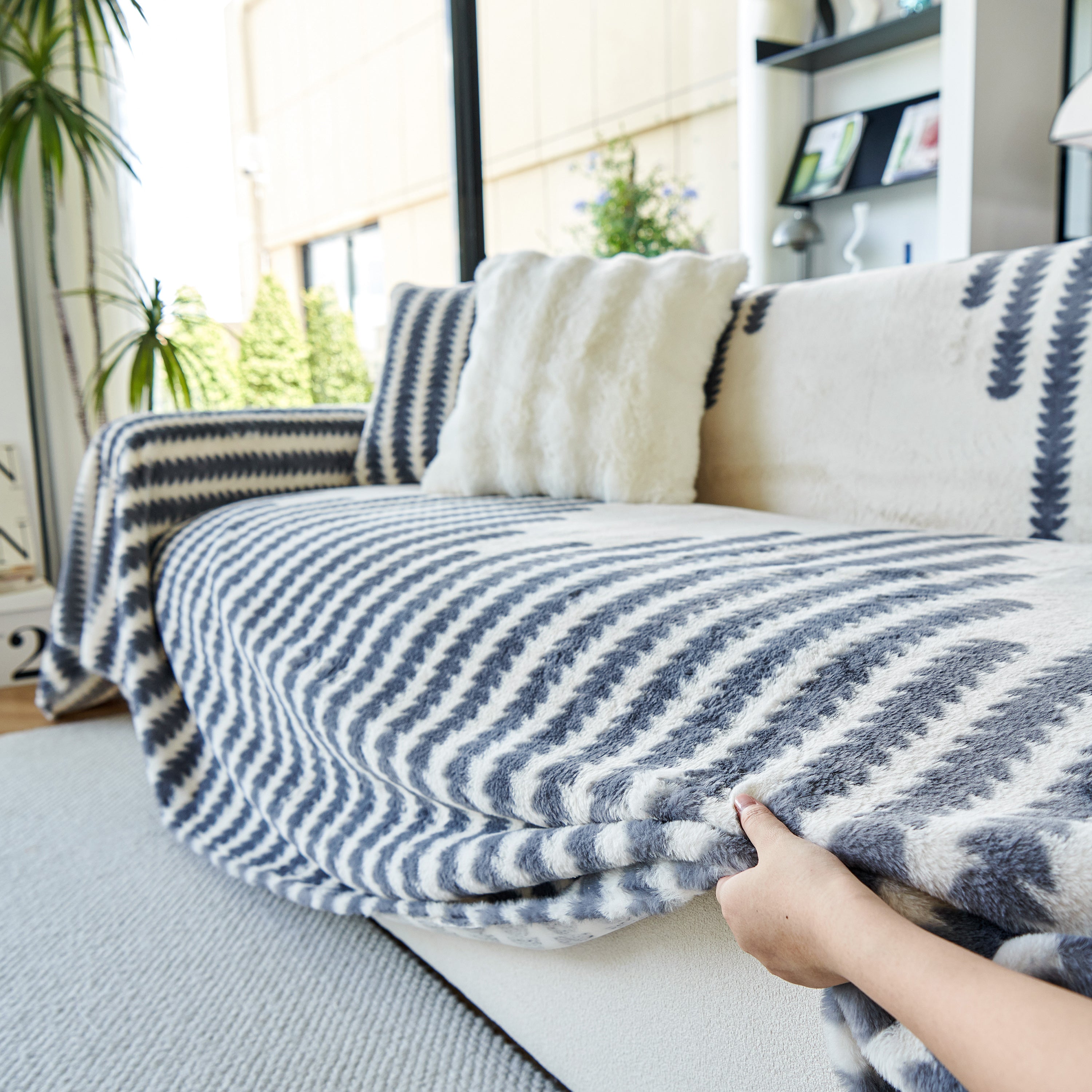 Warm Faux Fur Luxury Sofa Throw Blankets, Soft Cozy Thick Plush Shaggy Blankets For Couch Chair Bed