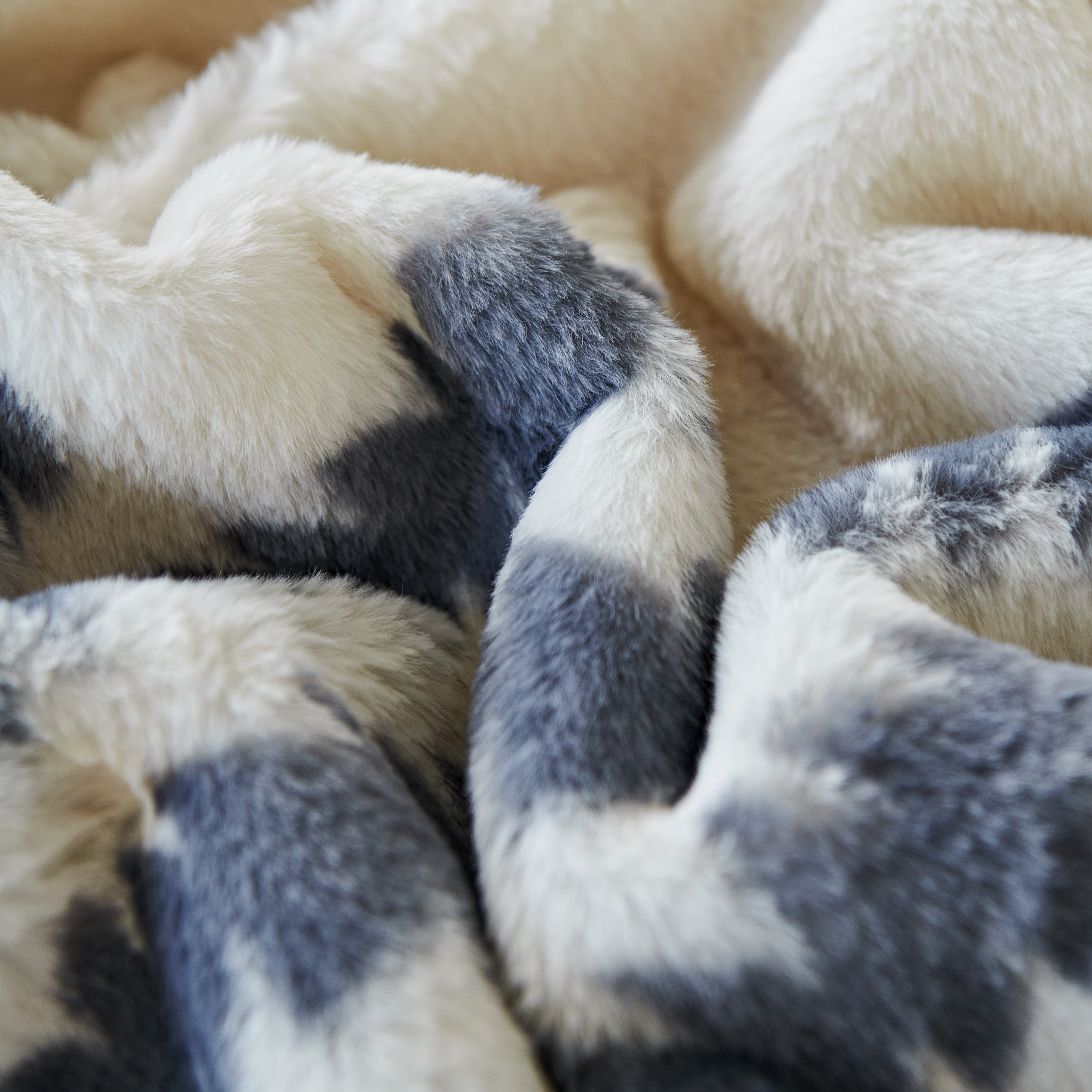 Warm Faux Fur Luxury Sofa Throw Blankets, Soft Cozy Thick Plush Shaggy Blankets For Couch Chair Bed