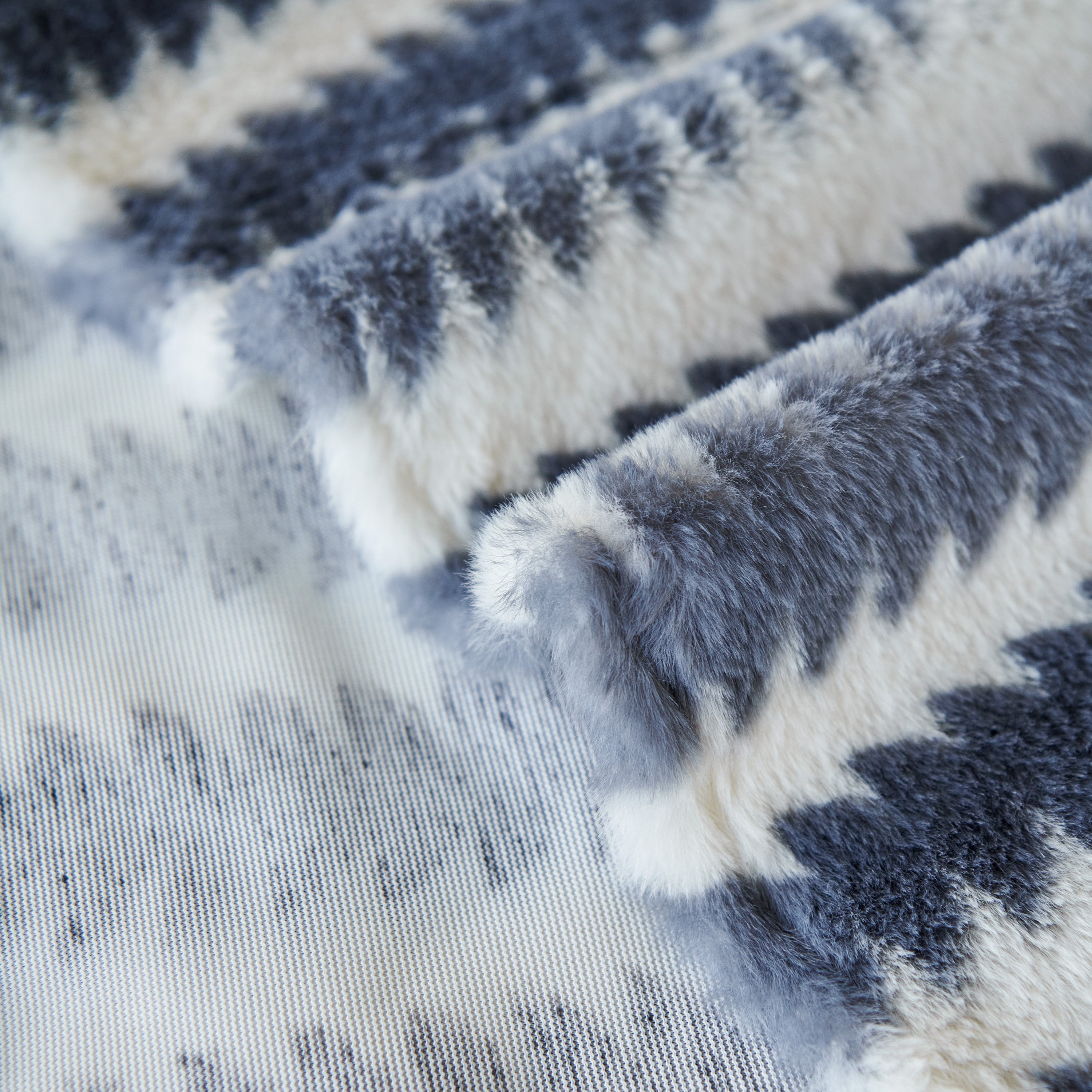 Warm Faux Fur Luxury Sofa Throw Blankets, Soft Cozy Thick Plush Shaggy Blankets For Couch Chair Bed