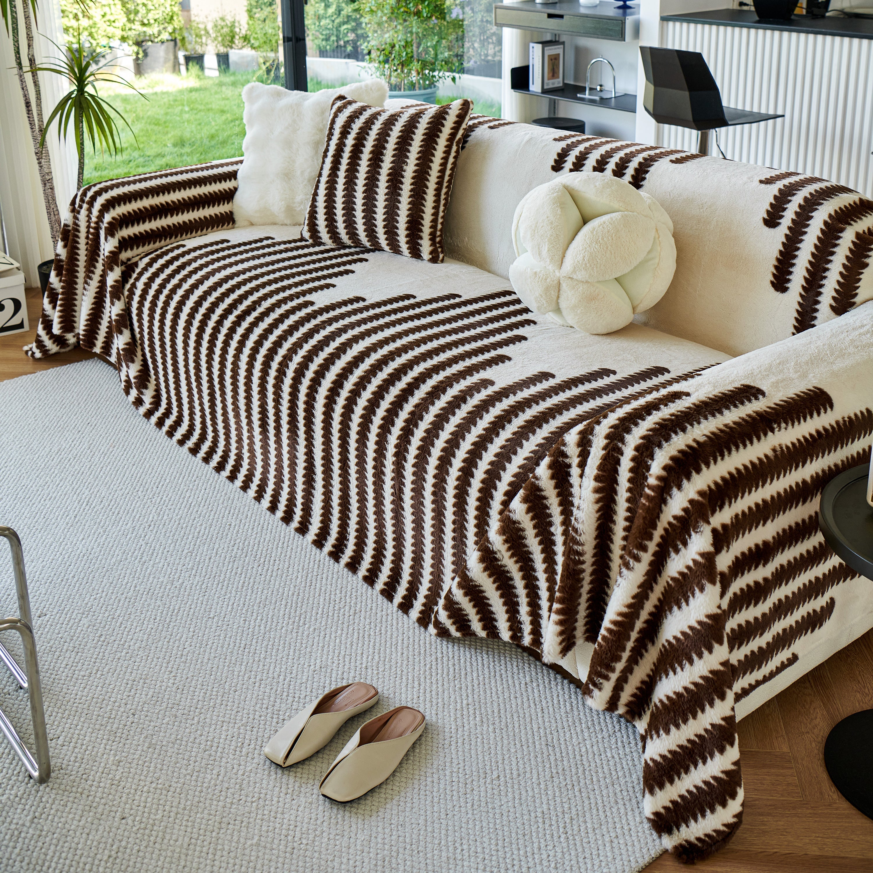 Warm Faux Fur Luxury Sofa Throw Blankets, Soft Cozy Thick Plush Shaggy Blankets For Couch Chair Bed