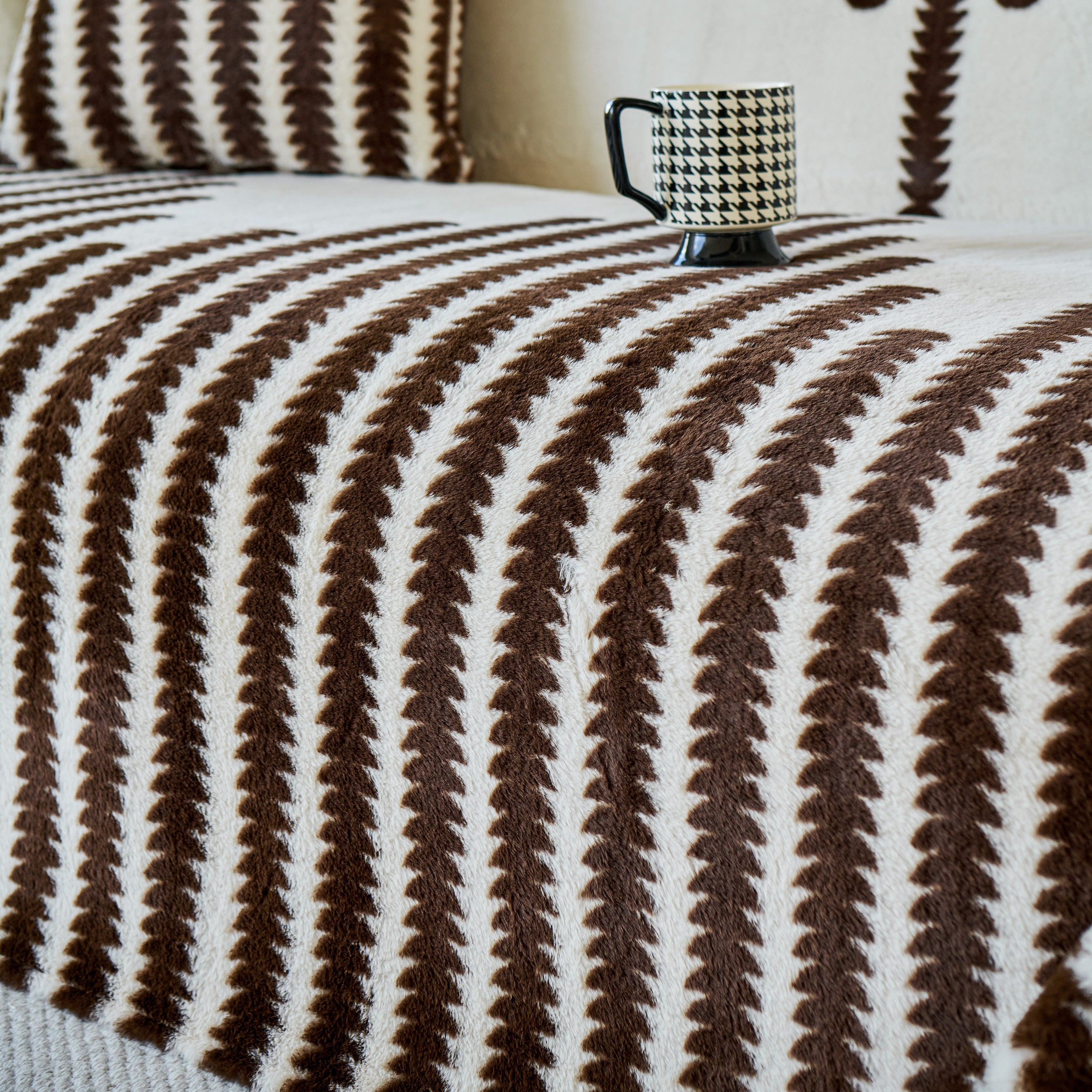 Warm Faux Fur Luxury Sofa Throw Blankets, Soft Cozy Thick Plush Shaggy Blankets For Couch Chair Bed