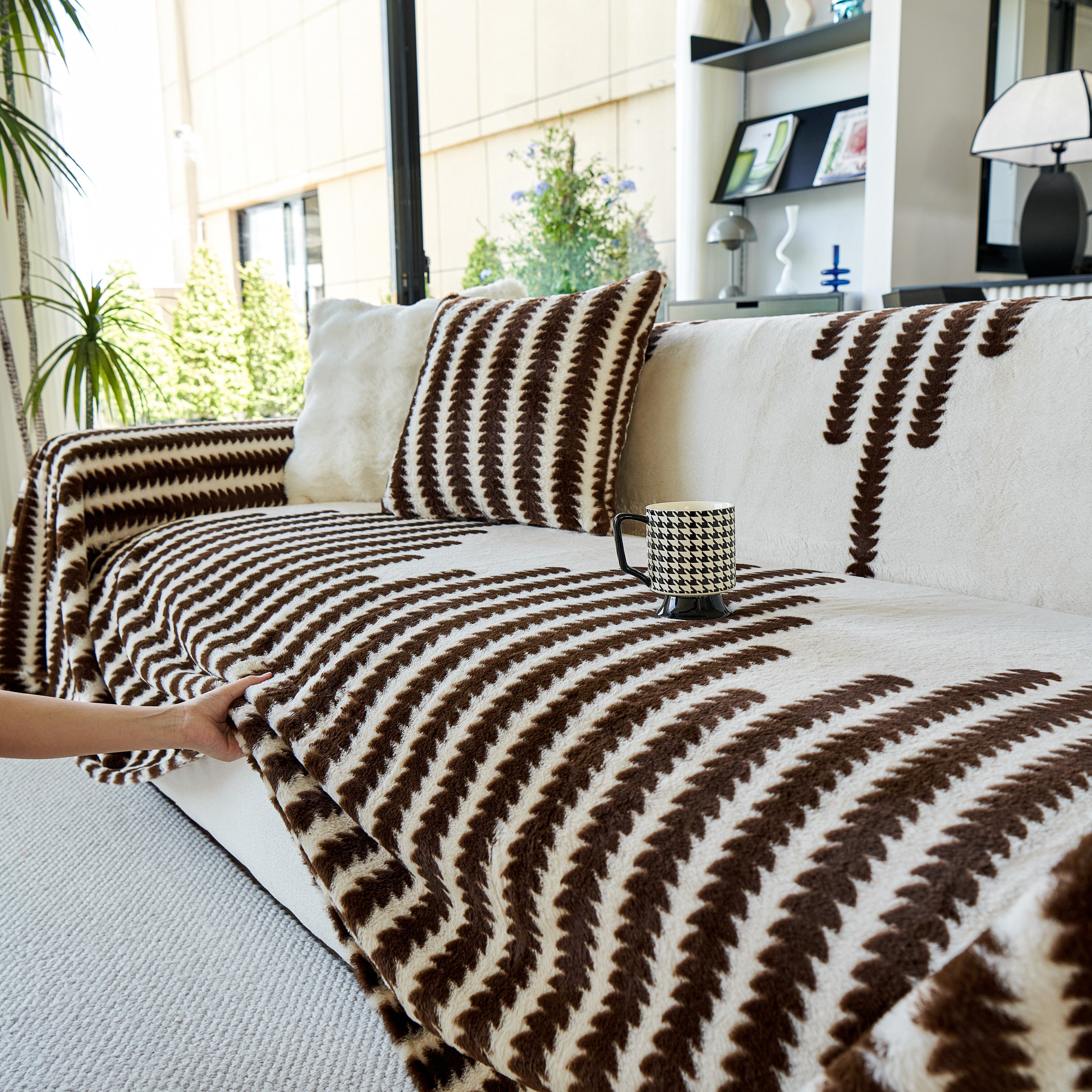 Warm Faux Fur Luxury Sofa Throw Blankets, Soft Cozy Thick Plush Shaggy Blankets For Couch Chair Bed
