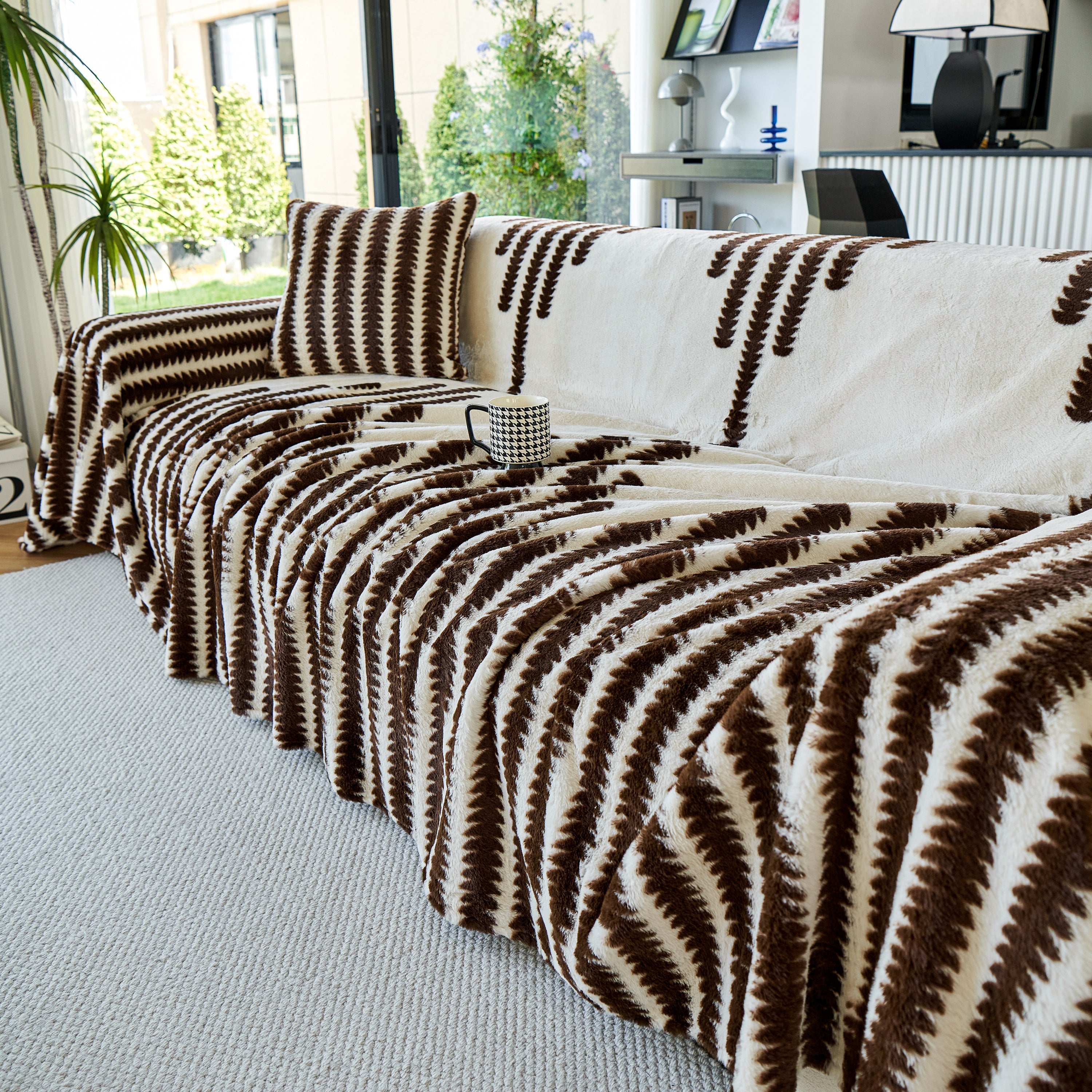 Warm Faux Fur Luxury Sofa Throw Blankets, Soft Cozy Thick Plush Shaggy Blankets For Couch Chair Bed