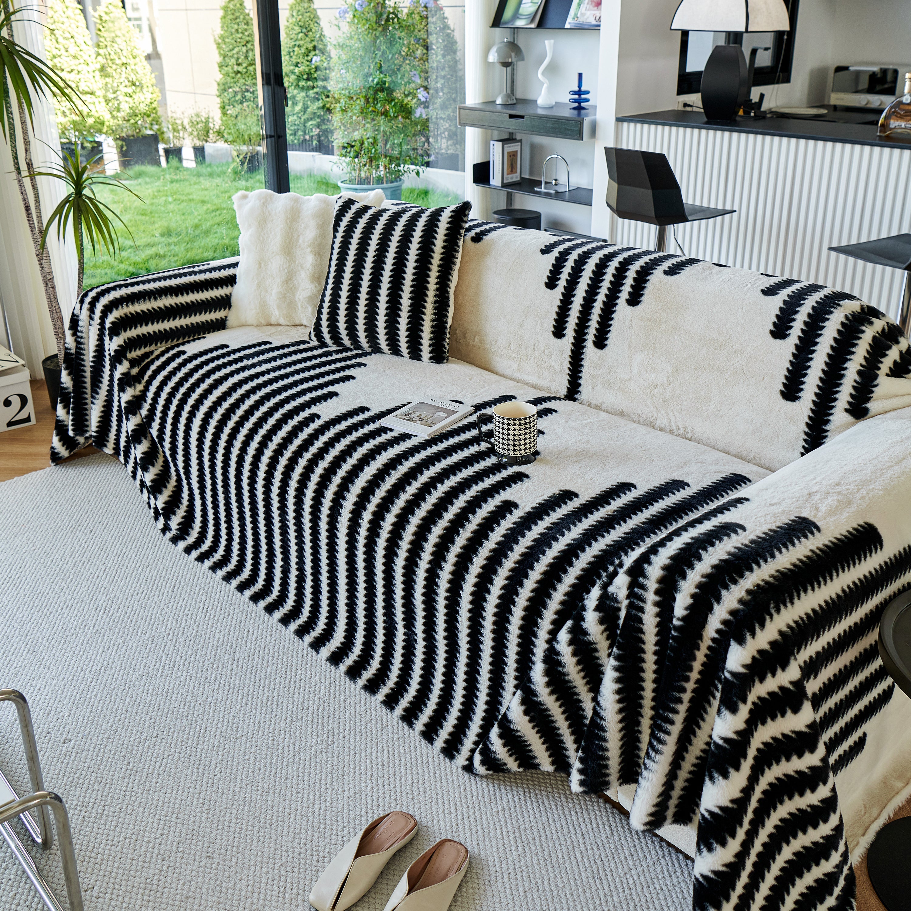 Warm Faux Fur Luxury Sofa Throw Blankets, Soft Cozy Thick Plush Shaggy Blankets For Couch Chair Bed