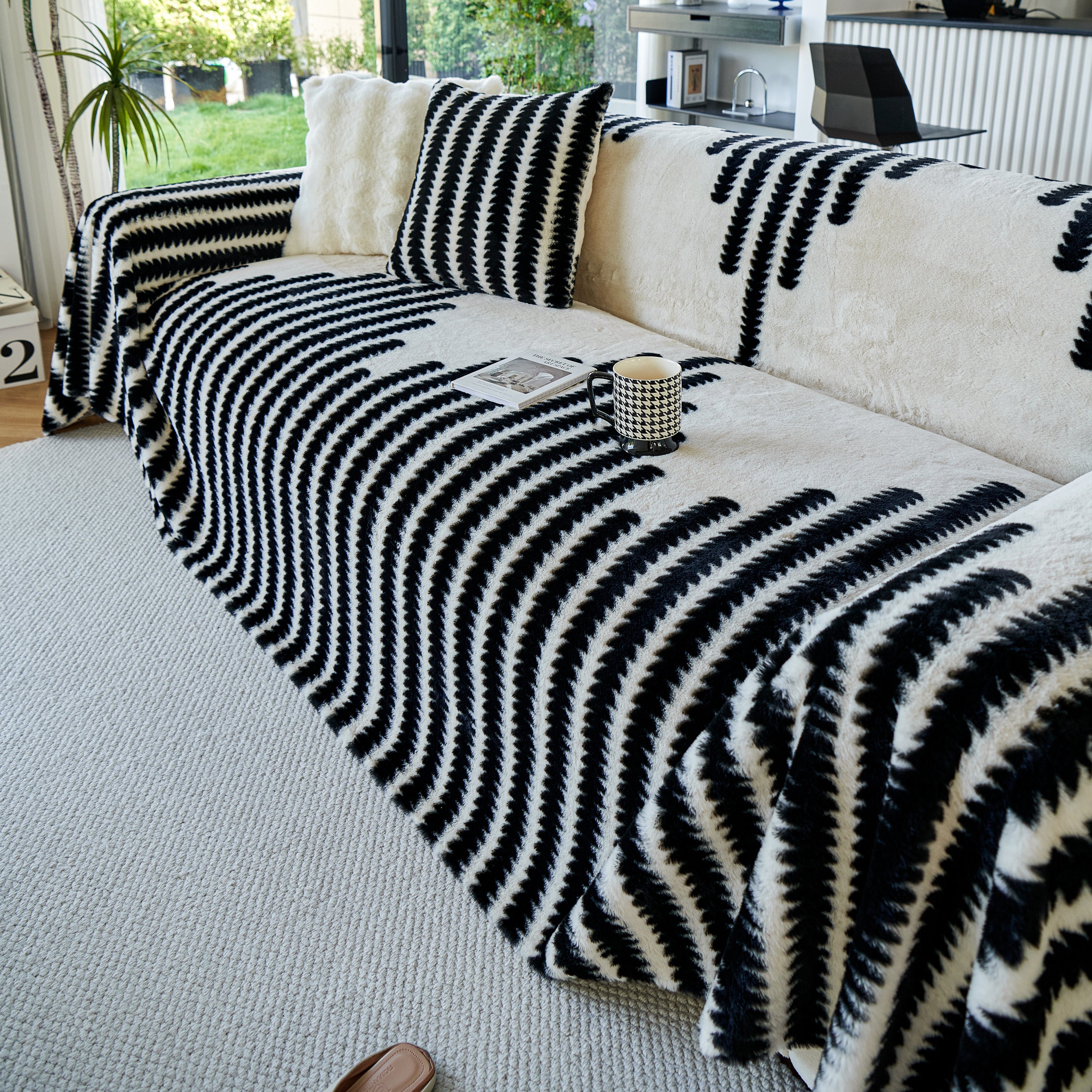 Warm Faux Fur Luxury Sofa Throw Blankets, Soft Cozy Thick Plush Shaggy Blankets For Couch Chair Bed