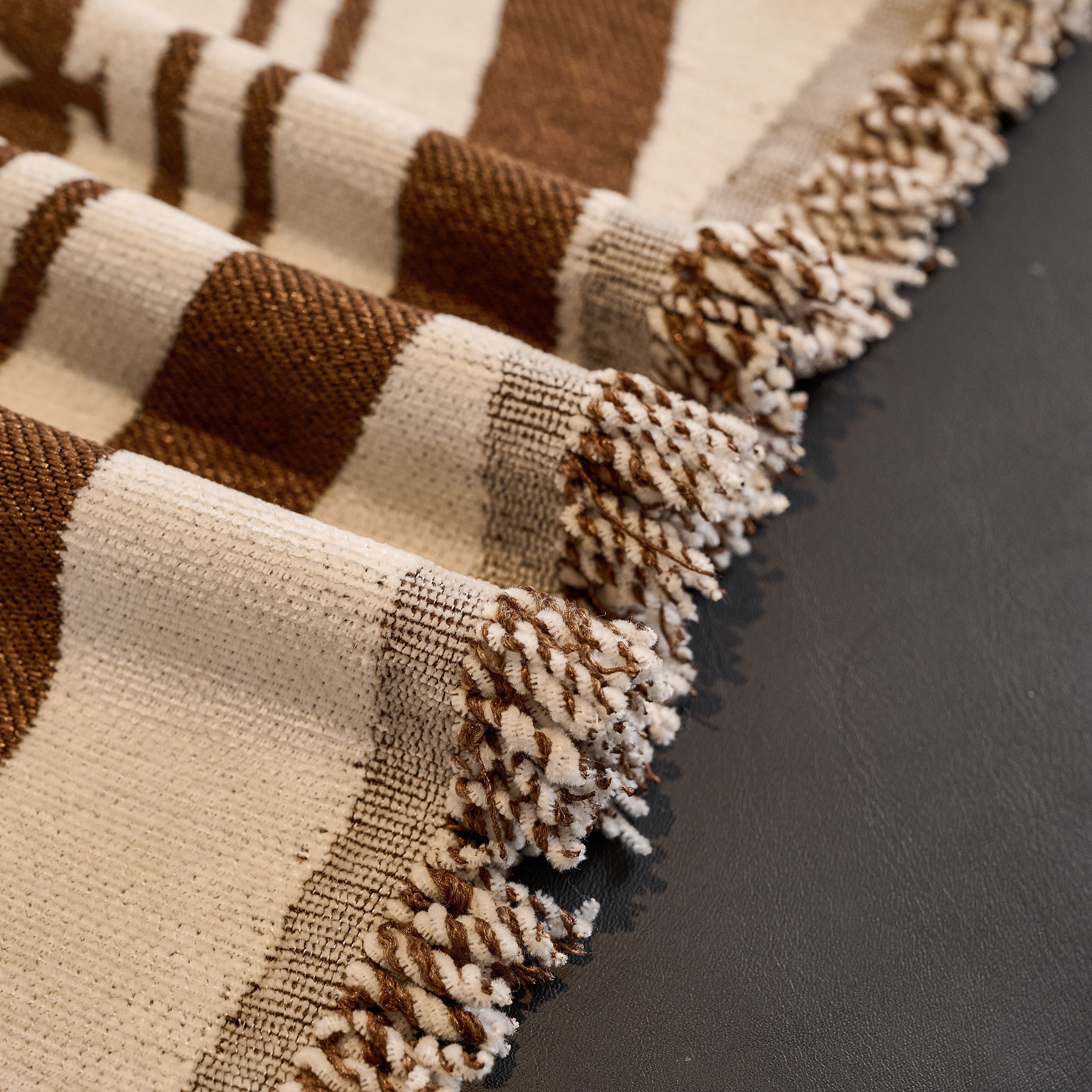 Chenille Jacquard Sofa Throw Cover Blanket, Luxury Thick Woven Couch Cover For Sofa