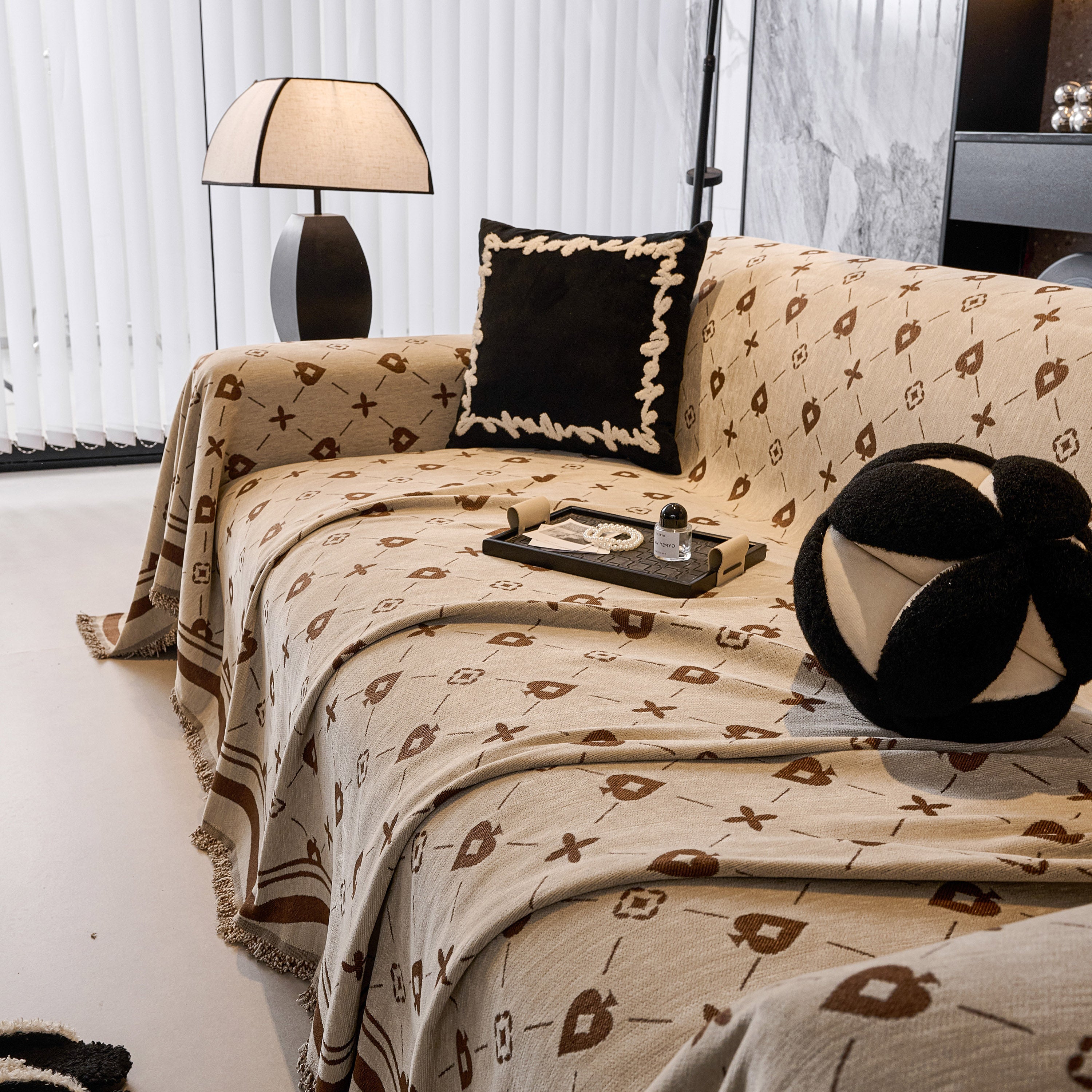 Chenille Jacquard Sofa Throw Cover Blanket, Luxury Thick Woven Couch Cover For Sofa