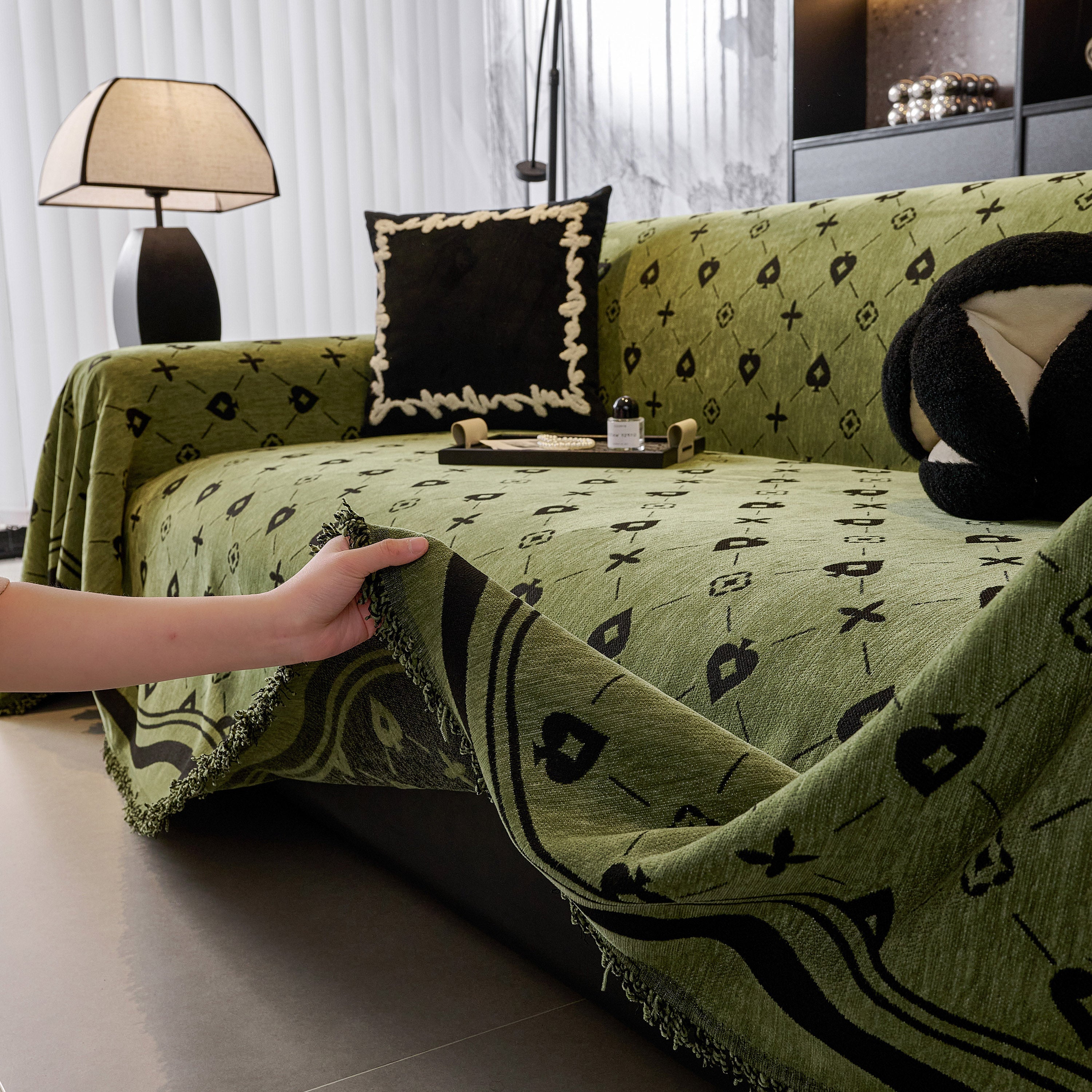 Chenille Jacquard Sofa Throw Cover Blanket, Luxury Thick Woven Couch Cover For Sofa