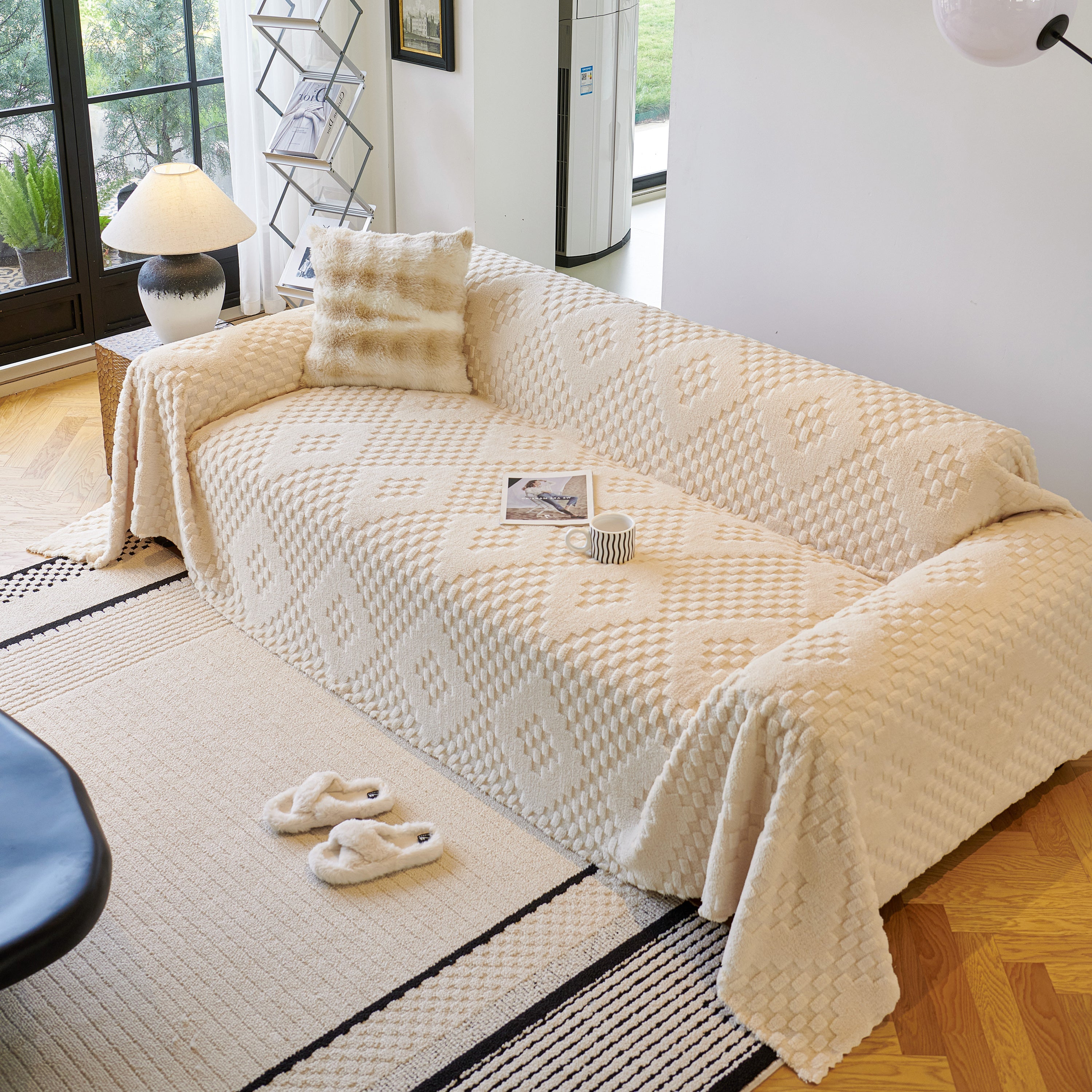 Thickened 3d Plush Premium Living Spaces Couch Covers Soft And Warm Couch Protector Blanket