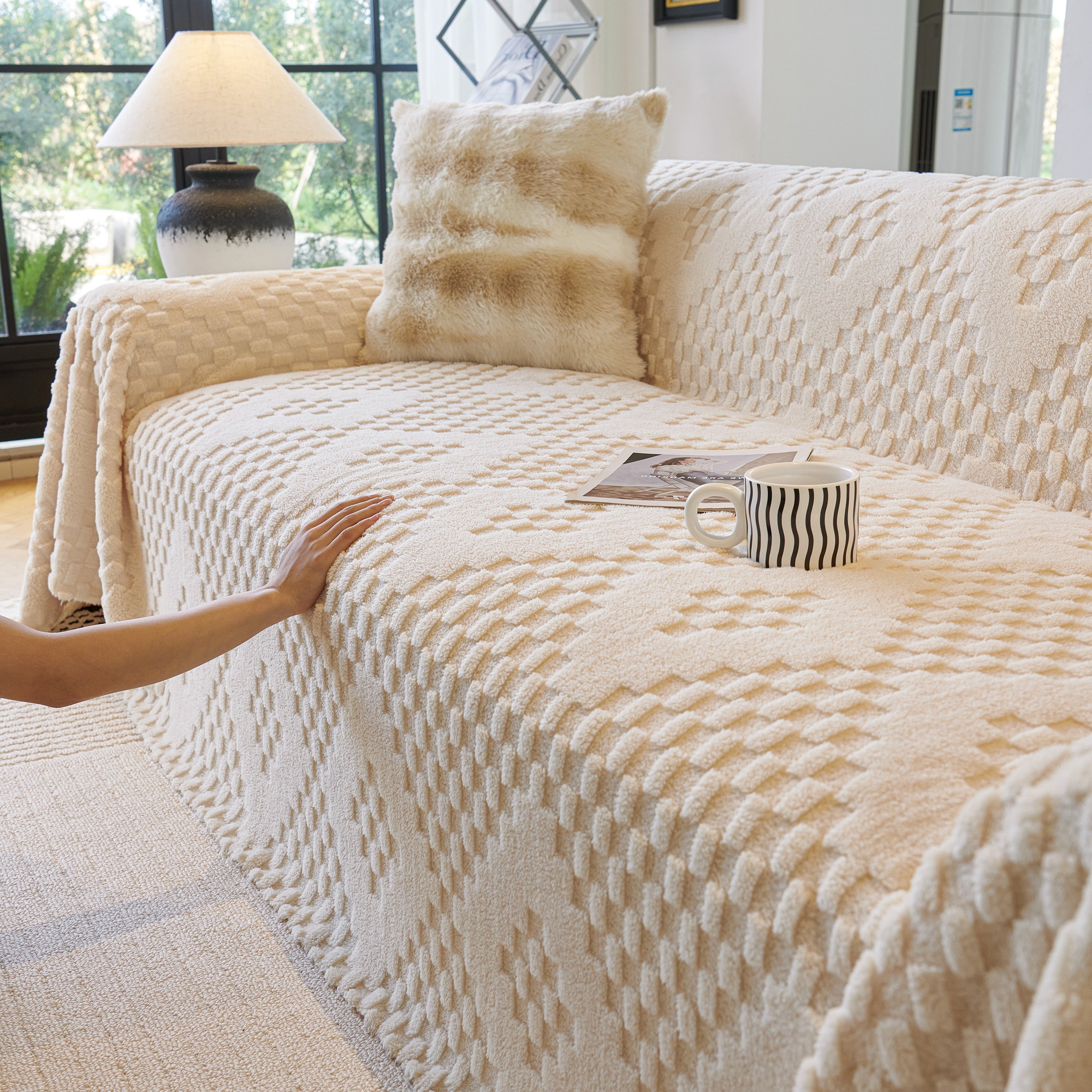 Thickened 3d Plush Premium Living Spaces Couch Covers Soft And Warm Couch Protector Blanket